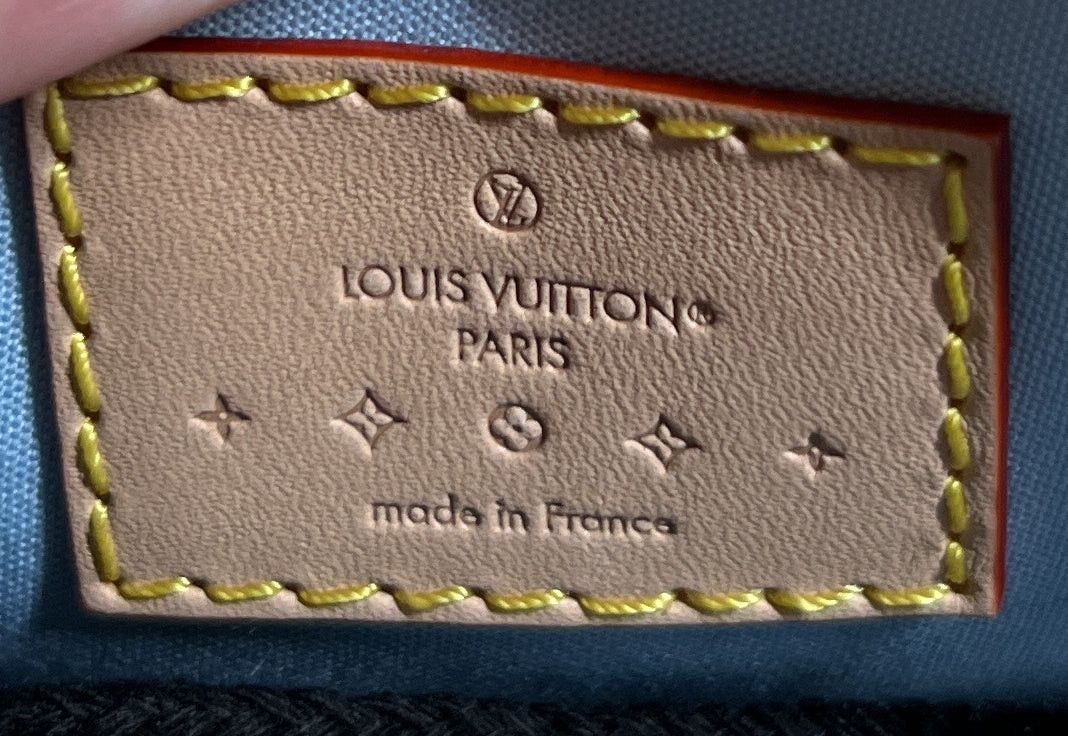 Louis Vuitton Alma Charm Chain Handbag Size ONE SIZE - 8 Thumbnail