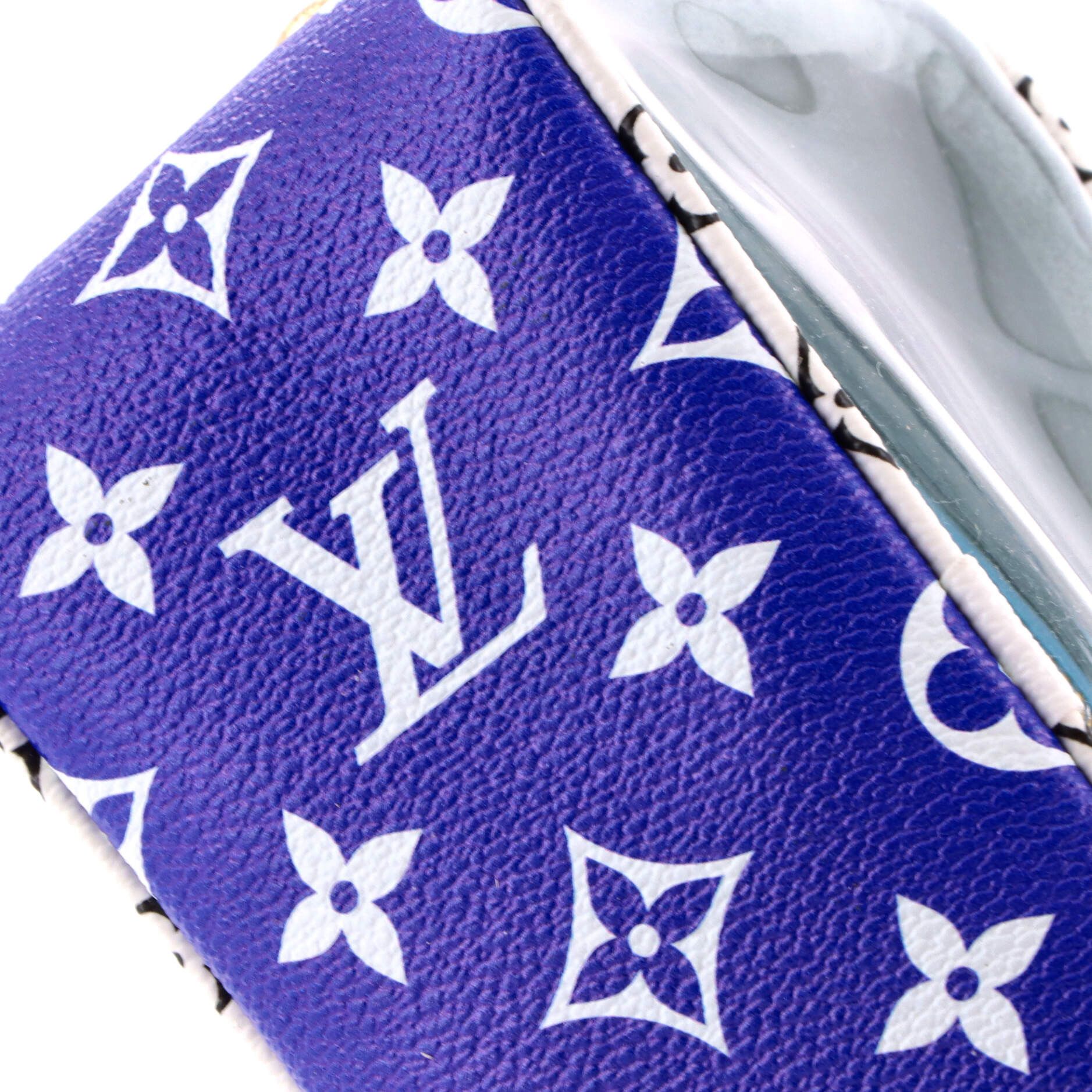 Louis Vuitton Beach Pouch Size ONE SIZE - 6 Thumbnail