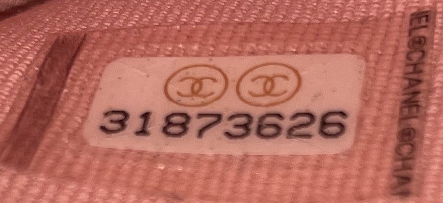 Chanel Handle with Care Round Vanity Case with Chain Size ONE SIZE - 6 Thumbnail