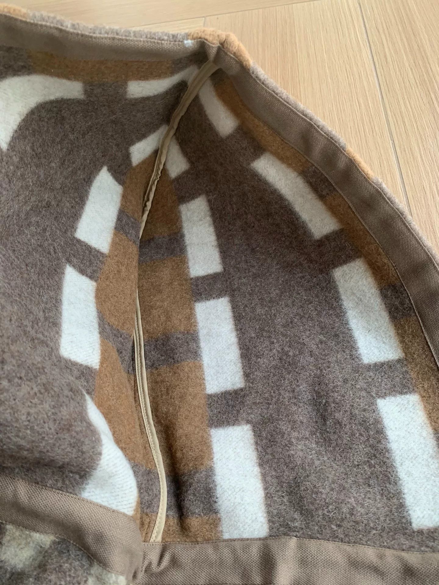 Snow Peak SnowPeak Recycled Wool Poncho Size US M / EU 48-50 / 2 - 5 Thumbnail