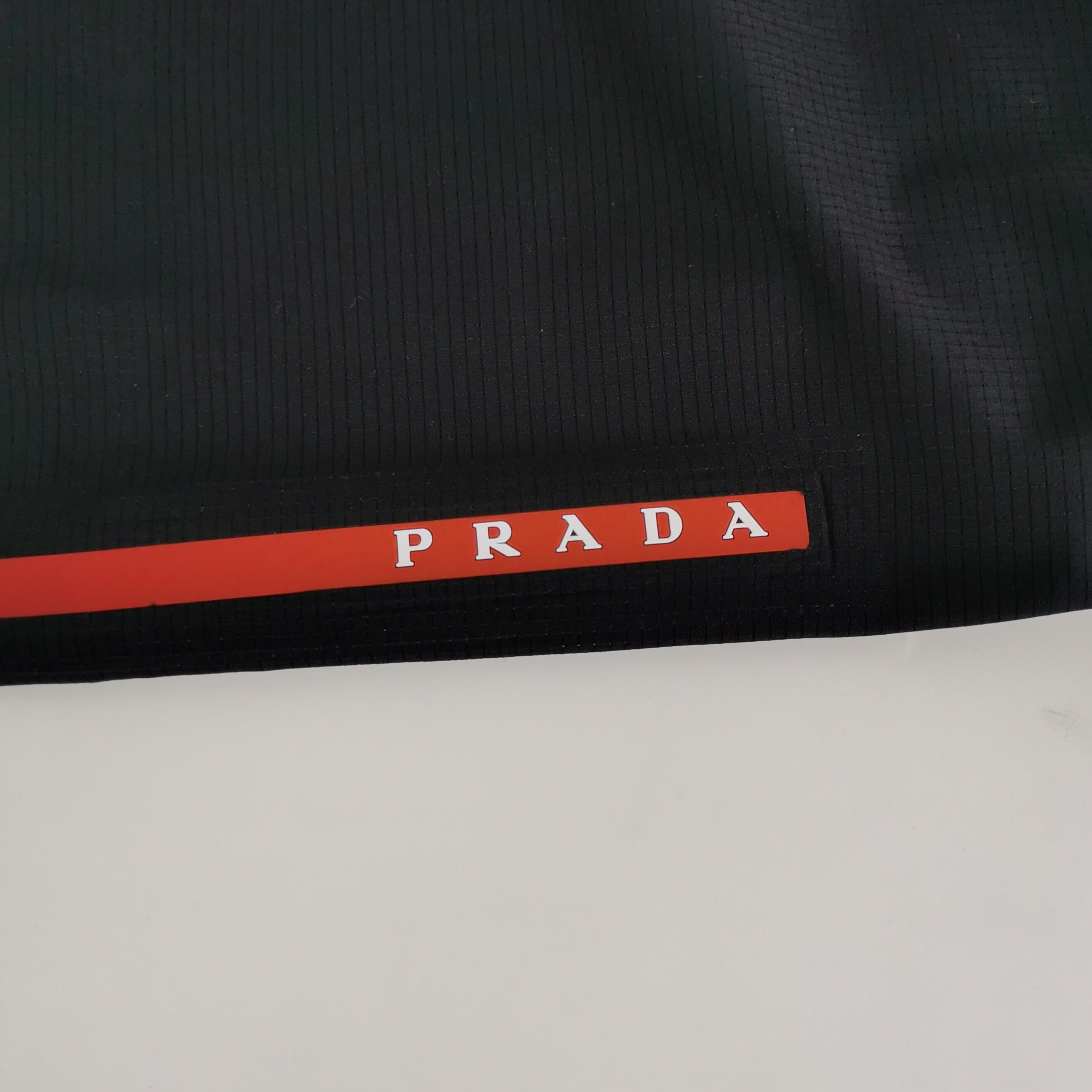 Prada Prada XS Solid Letter Logo Shorts Size US 26 / EU 42 - 6 Thumbnail