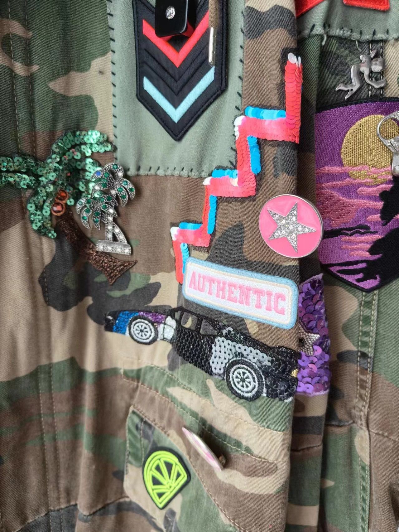 Marc Jacobs Marc Jacobs Camouflage Patch Coat Size M / US 6-8 / IT 42-44 - 3 Thumbnail