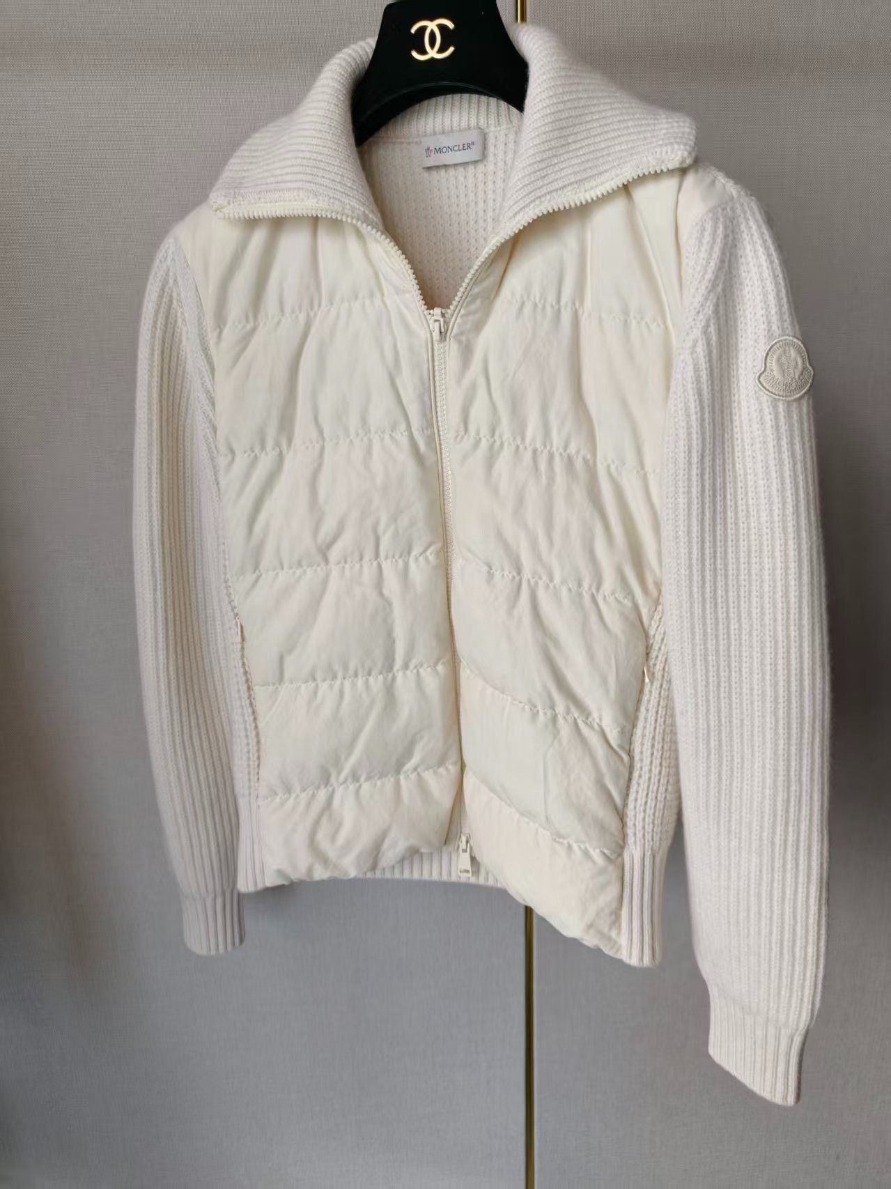 Moncler Moncler Authentic Women's Coat Size M / US 6-8 / IT 42-44 - 7 Thumbnail