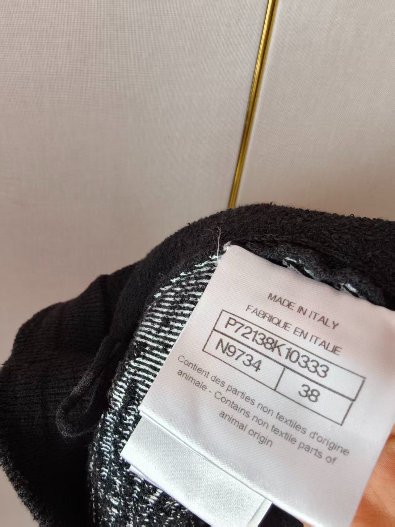 Chanel Chanel 22 Shorts Size 22" - 4 Thumbnail