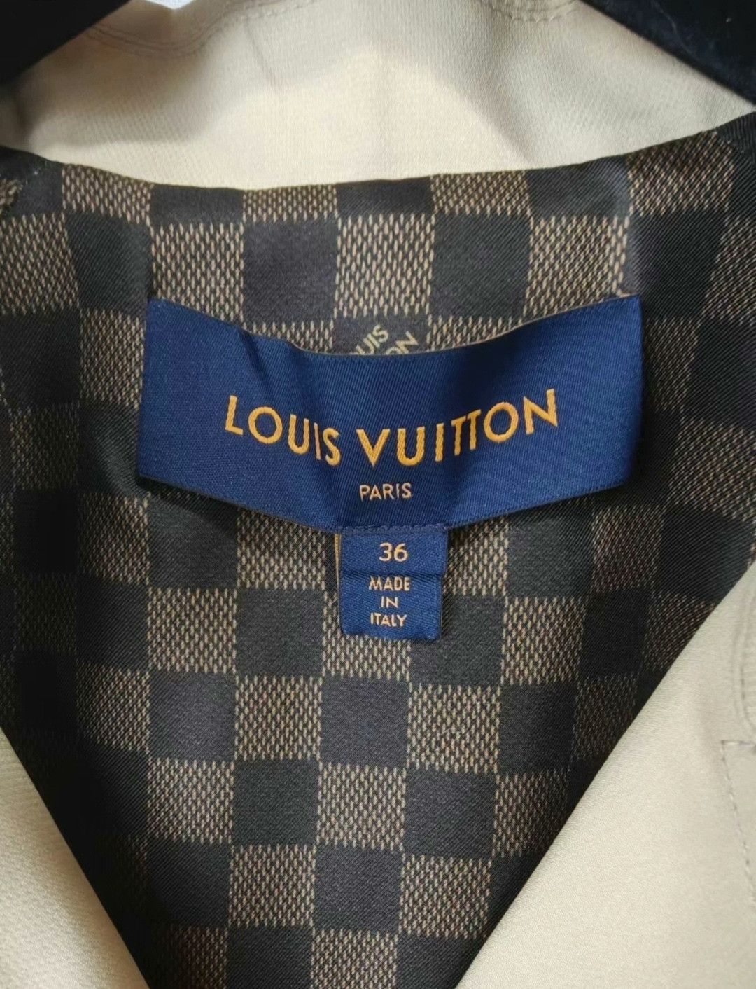 Louis Vuitton Louis Vuitton Trench Coat Size M / US 6-8 / IT 42-44 - 4 Thumbnail
