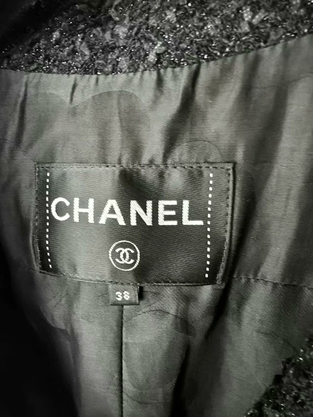 Chanel Chanel Women's Coat Size M / US 6-8 / IT 42-44 - 3 Thumbnail