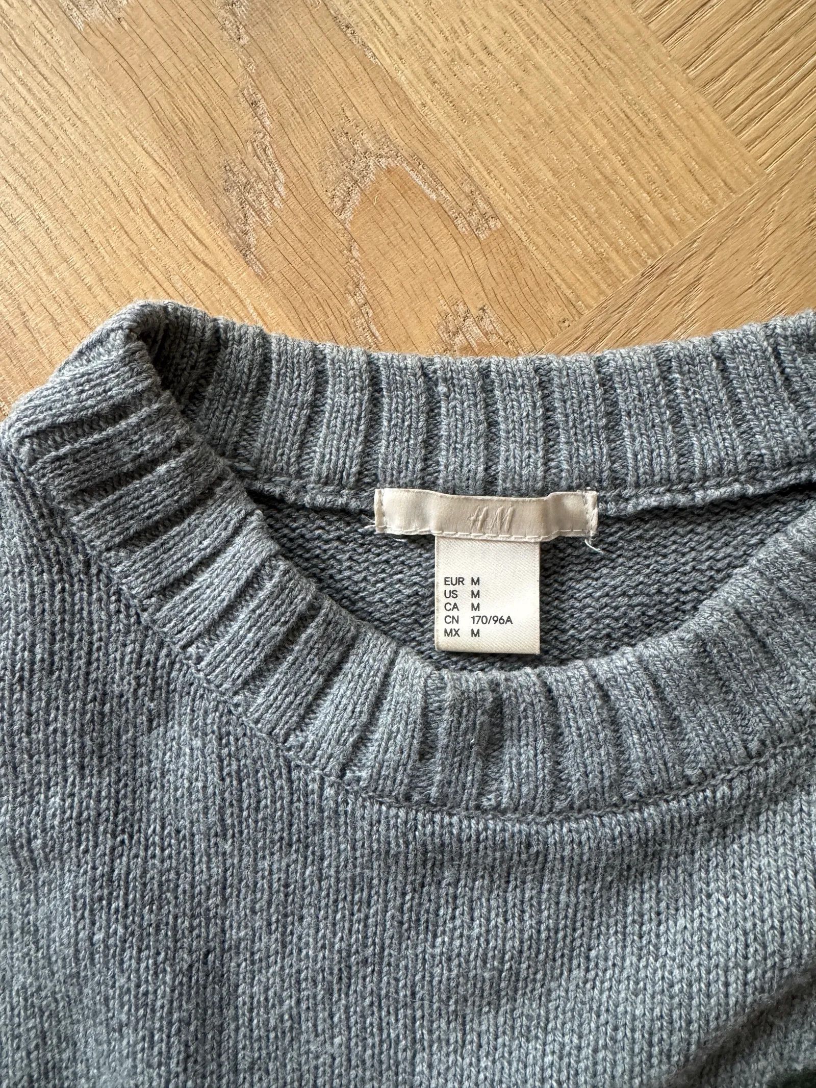 H&M H&M Sweater Size M / US 6-8 / IT 42-44 - 3 Thumbnail