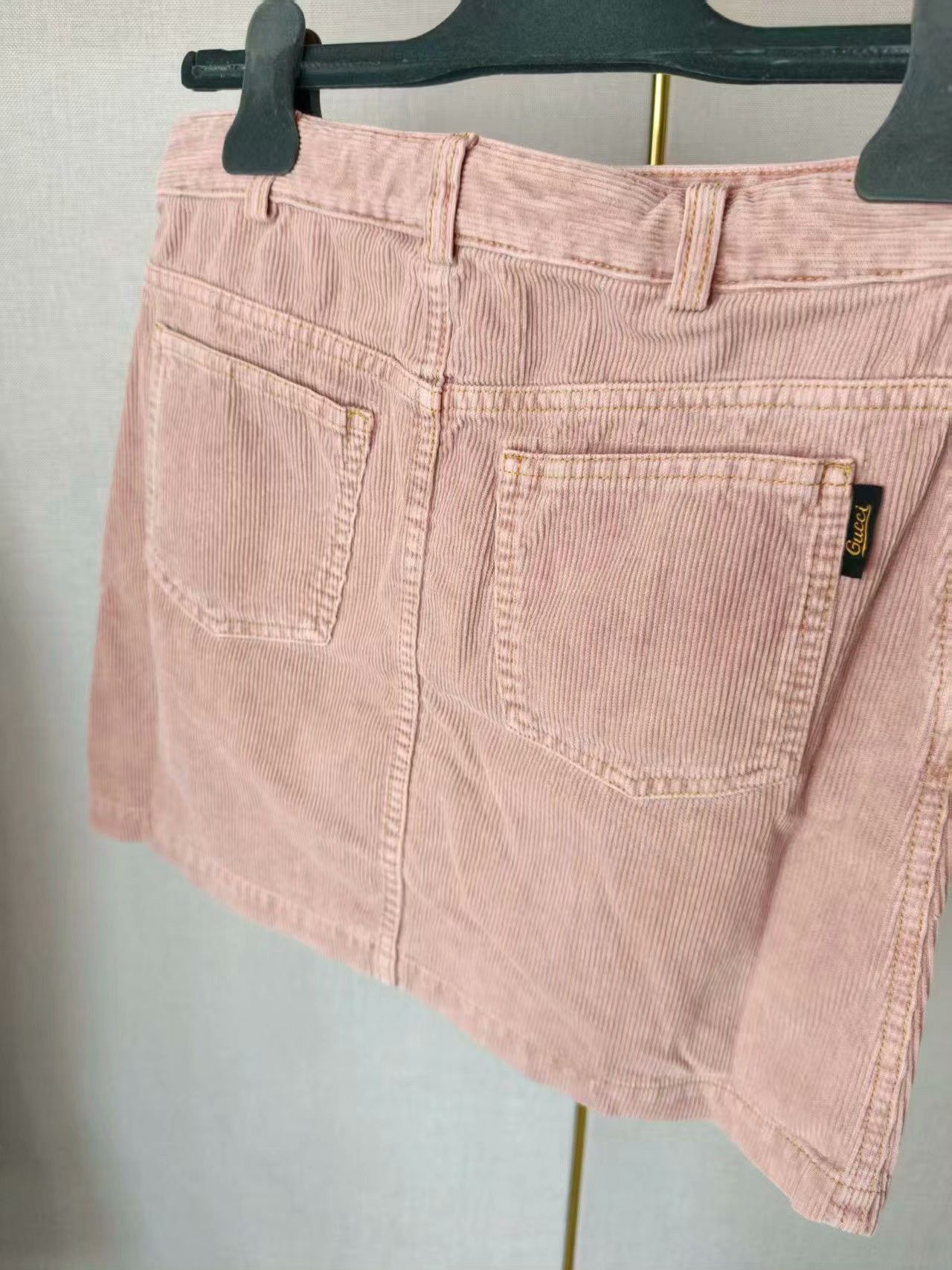 Gucci Gucci Kids Skirt (Adults Fit) Size 30" / US 8 / IT 44 - 3 Thumbnail