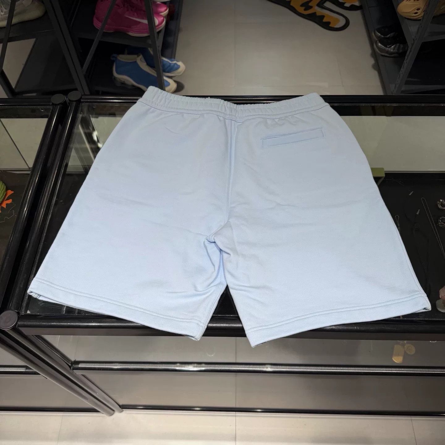 Burberry Burberry Printed Letter Shorts Size US 26 / EU 42 - 2 Thumbnail
