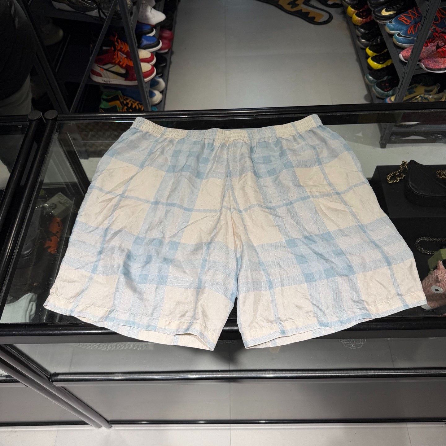 Burberry Burberry Silk Men's White Blue Shorts Size US 30 / EU 46 - 2 Thumbnail