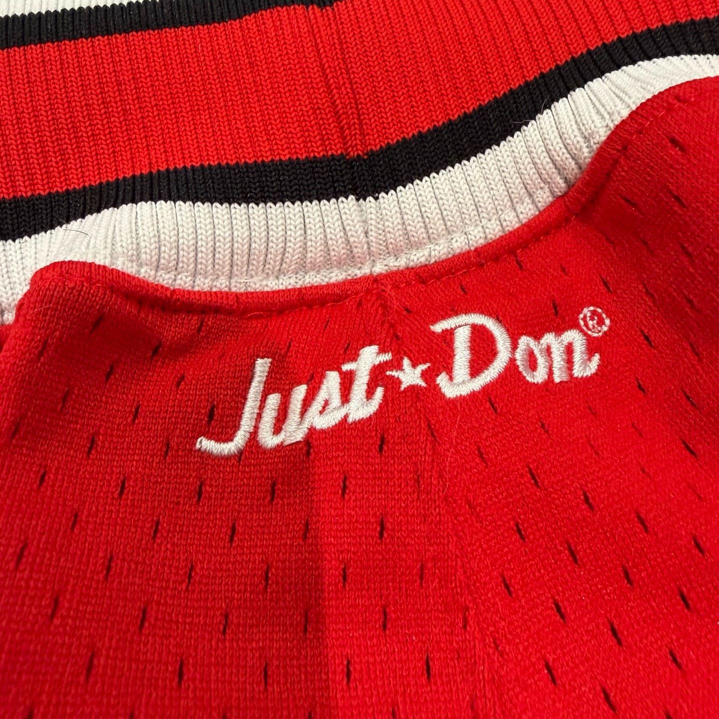 Just Don Mitchell&Ness JustDon Bulls Basketball Shorts Size US 26 / EU 42 - 6 Thumbnail