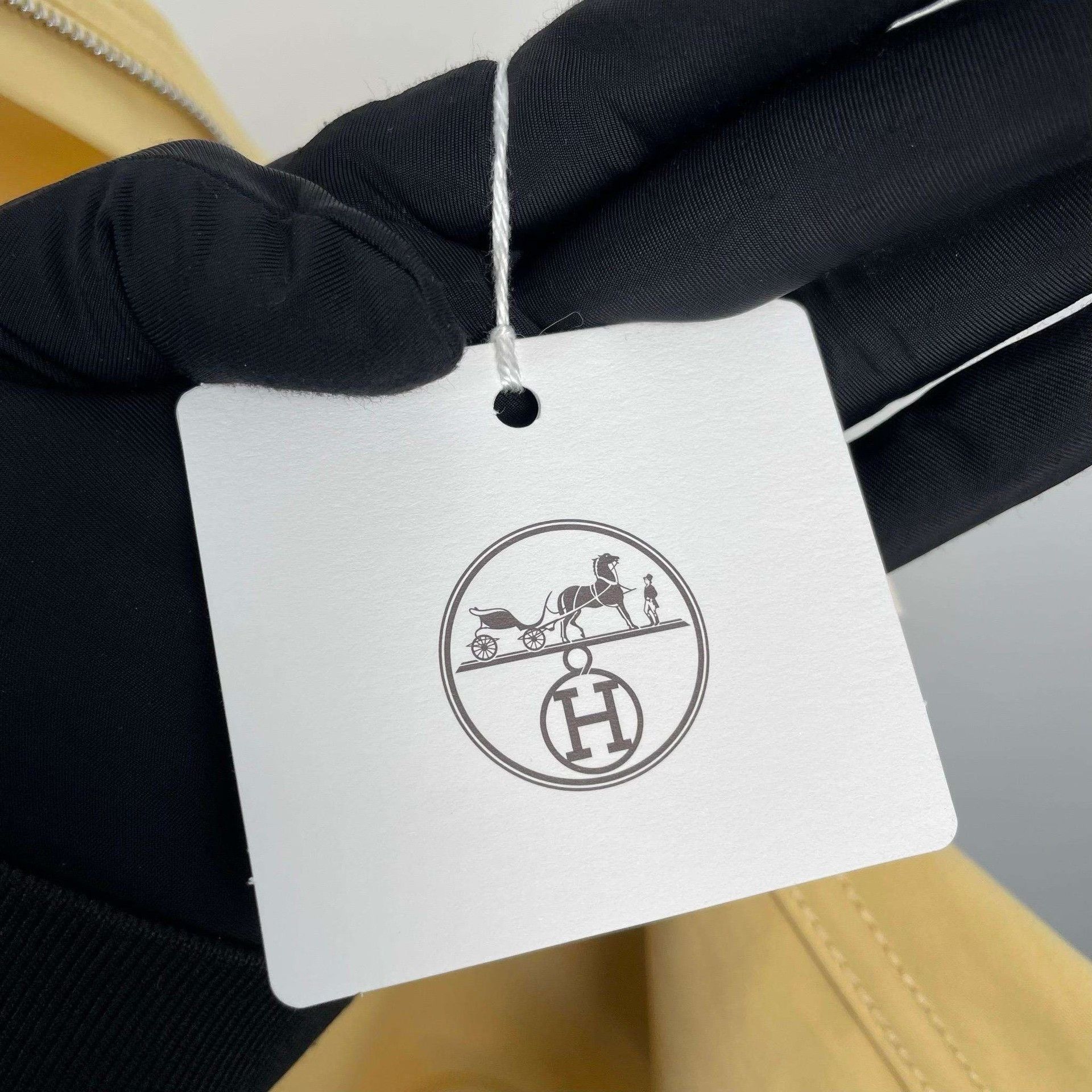 Hermes Hermes Yellow Sleeveless Belted Dress Size S / US 4 / IT 40 - 5 Thumbnail