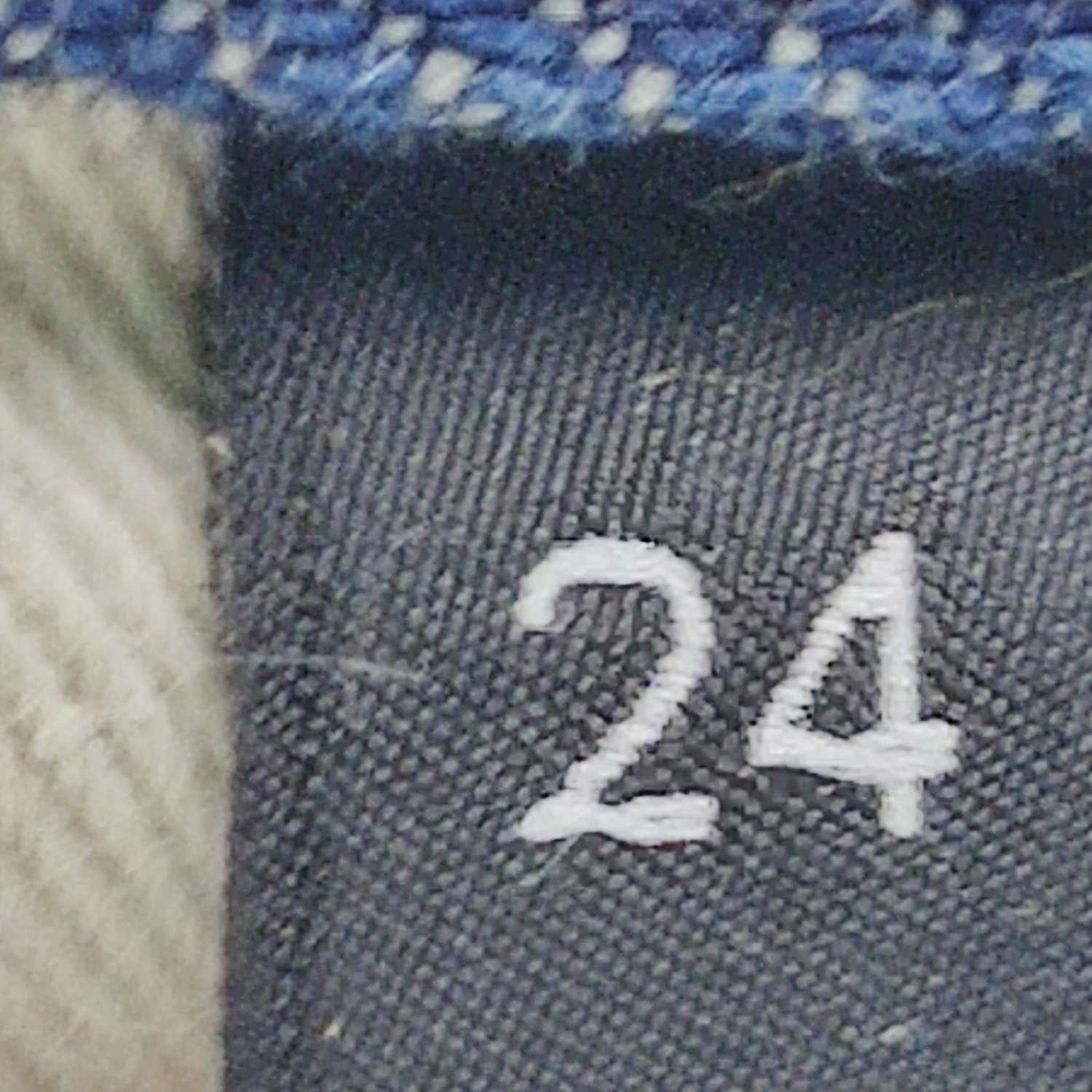 Celine Celine Blue Denim High Waist Skirt Size 28" / US 6 / IT 42 - 6 Thumbnail