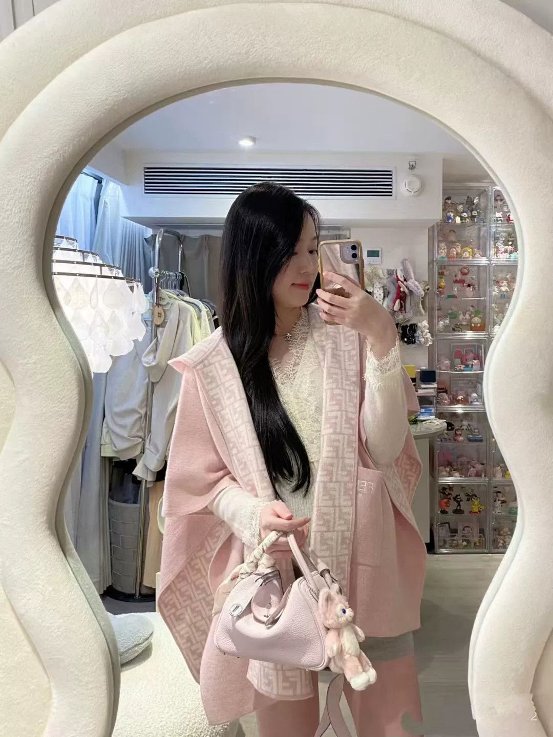 Fendi Fendi Double-Sided Pink Cashmere Cape Size M / US 6-8 / IT 42-44 - 9 Thumbnail
