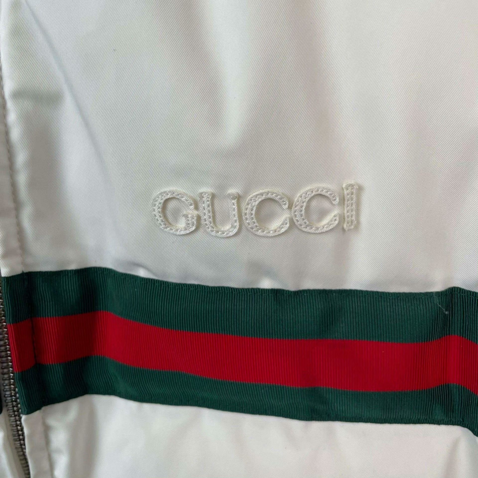 Gucci Gucci White Puffy Down Jacket 165 Size M / US 6-8 / IT 42-44 - 3 Thumbnail