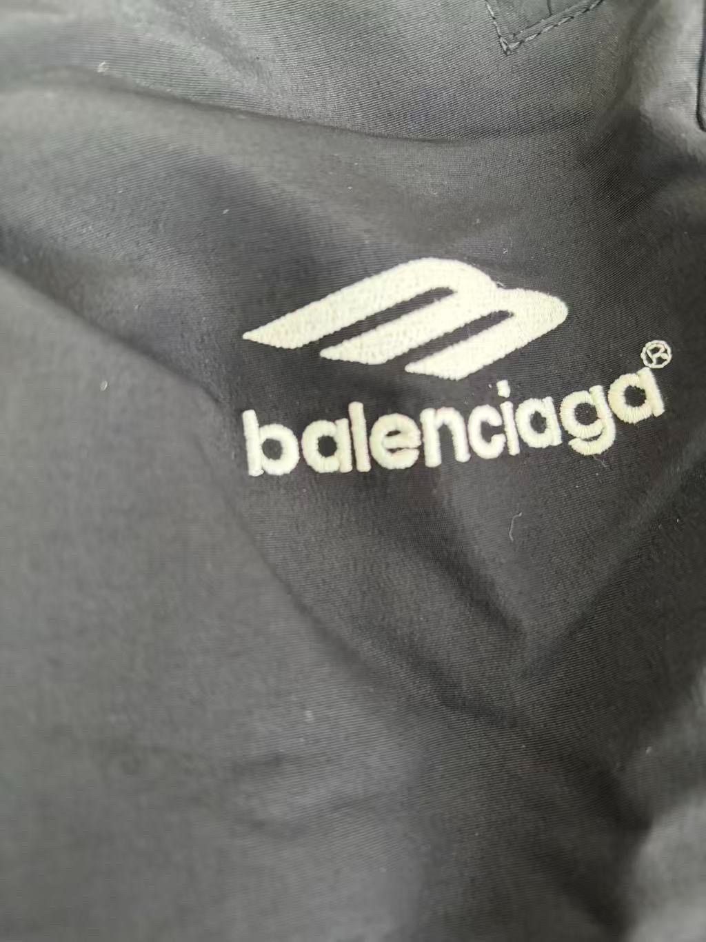 Balenciaga Balenciaga Logo Print Straight Knit Sweatpants Size US 32 / EU 48 - 3 Thumbnail
