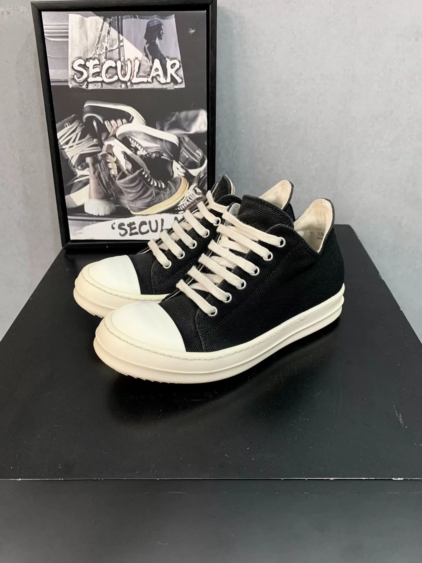 Rick Owens Drkshdw Rick Owens DRKSHDW Low-Top Sneakers Size US 5 / EU 37 - 2 Thumbnail