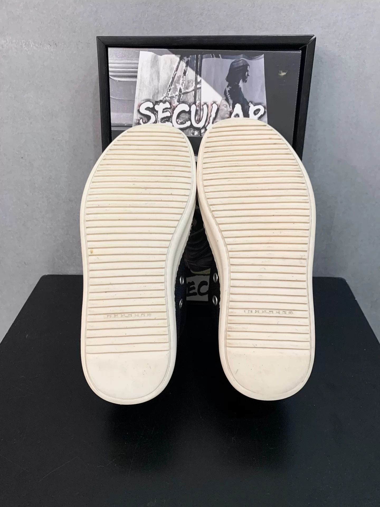 Rick Owens Drkshdw Rick Owens DRKSHDW Low-Top Sneakers Size US 5 / EU 37 - 6 Thumbnail