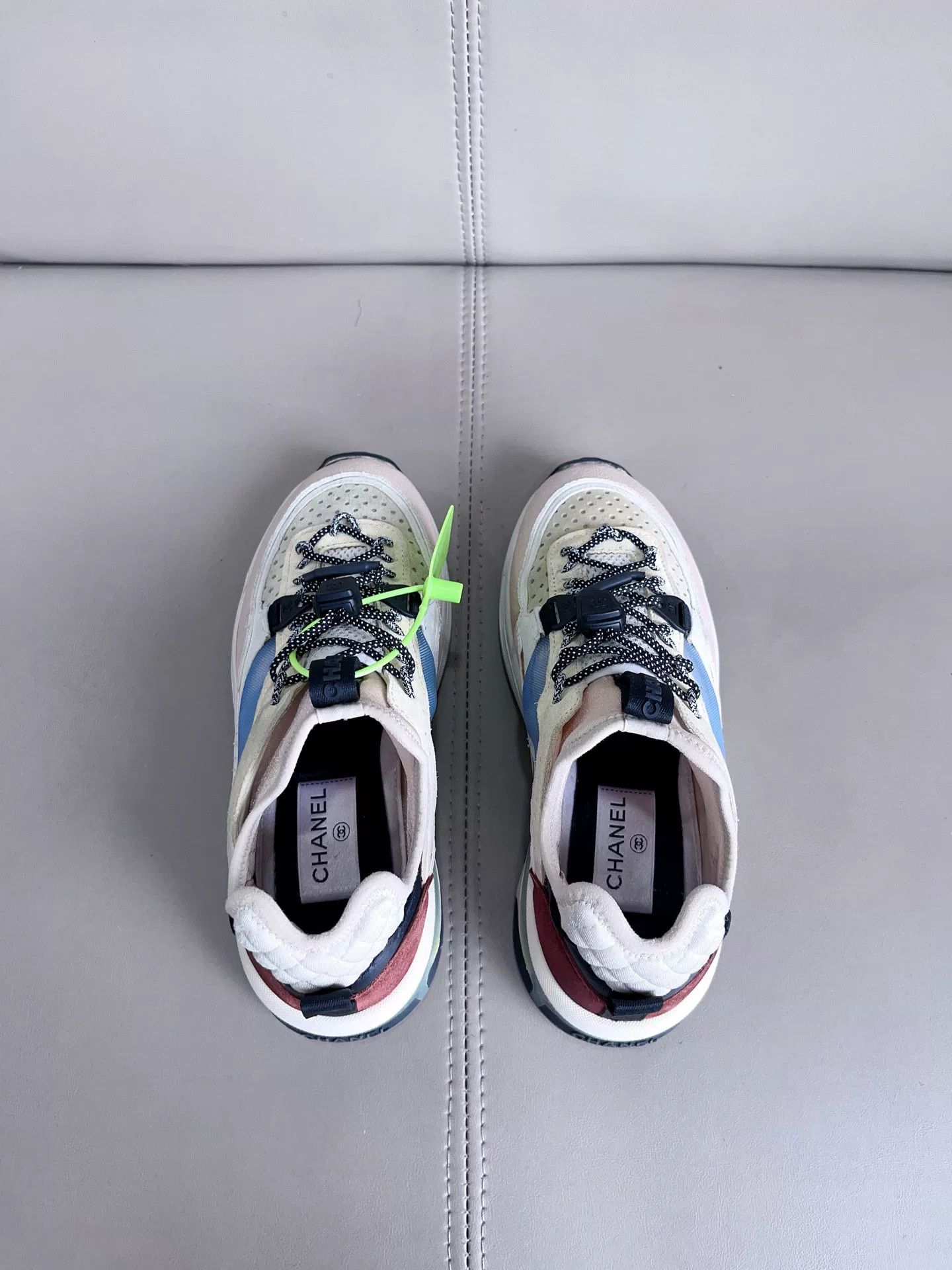 Chanel Chanel Beige Sneakers Size 35.5 Size US 4.5 / IT 34.5 - 3 Thumbnail