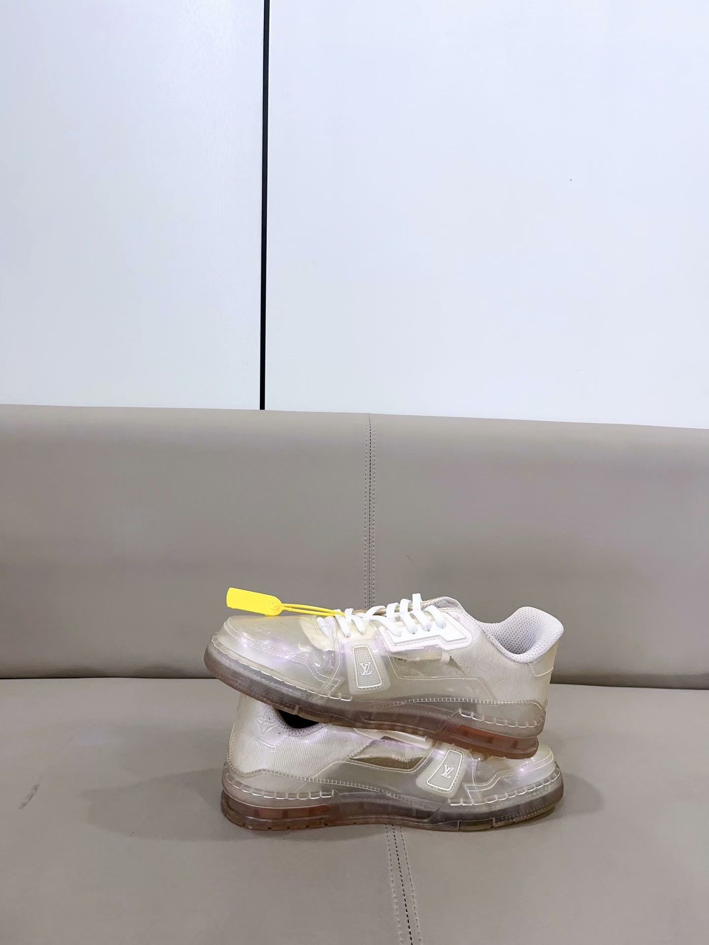 Louis Vuitton Louis Vuitton LV Trainer Transparent Size US 10 / EU 43 - 4 Thumbnail