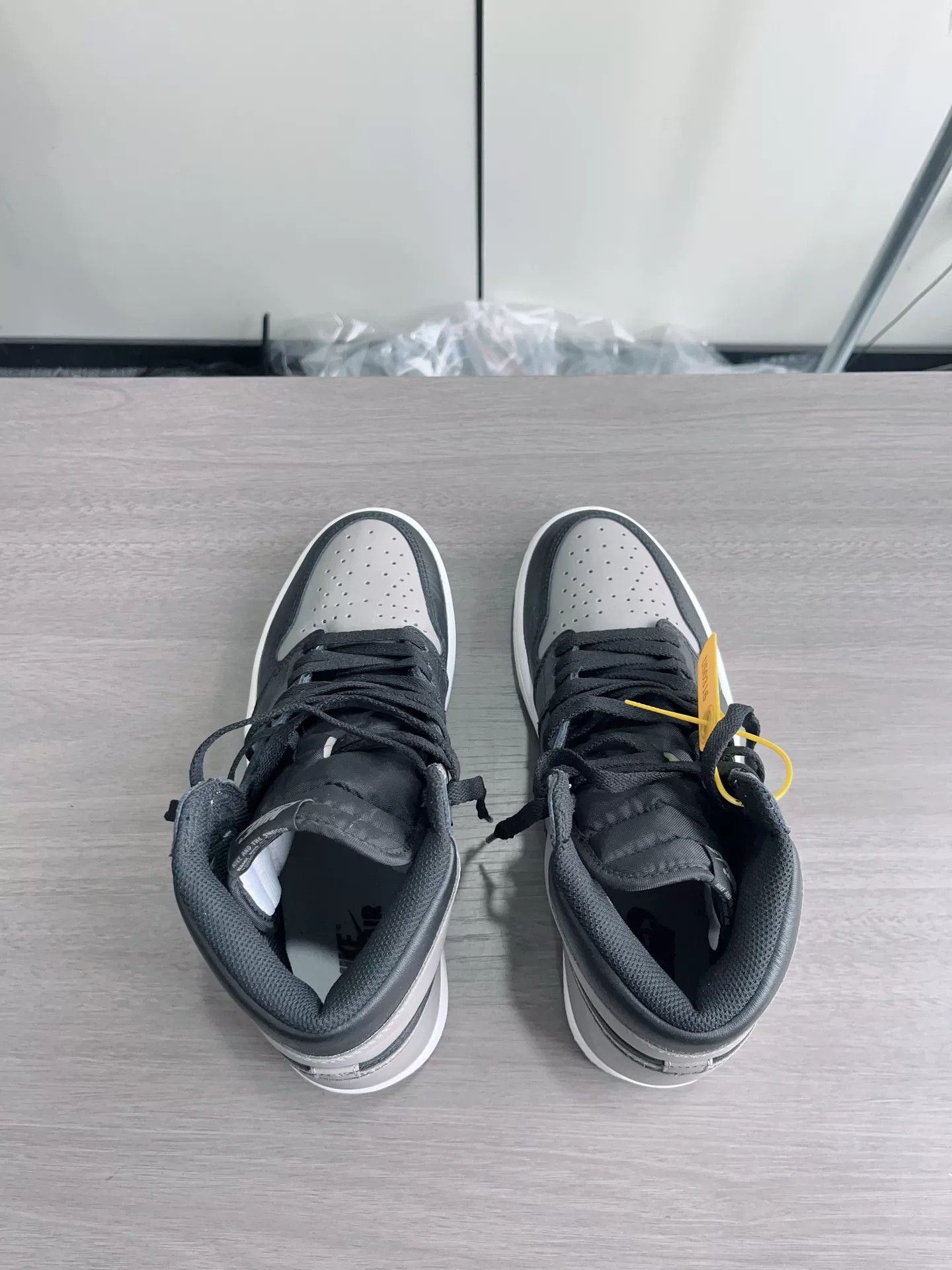 Jordan Brand AJ1 Shadow Gray Size 43 Size US 10 / EU 43 - 3 Thumbnail