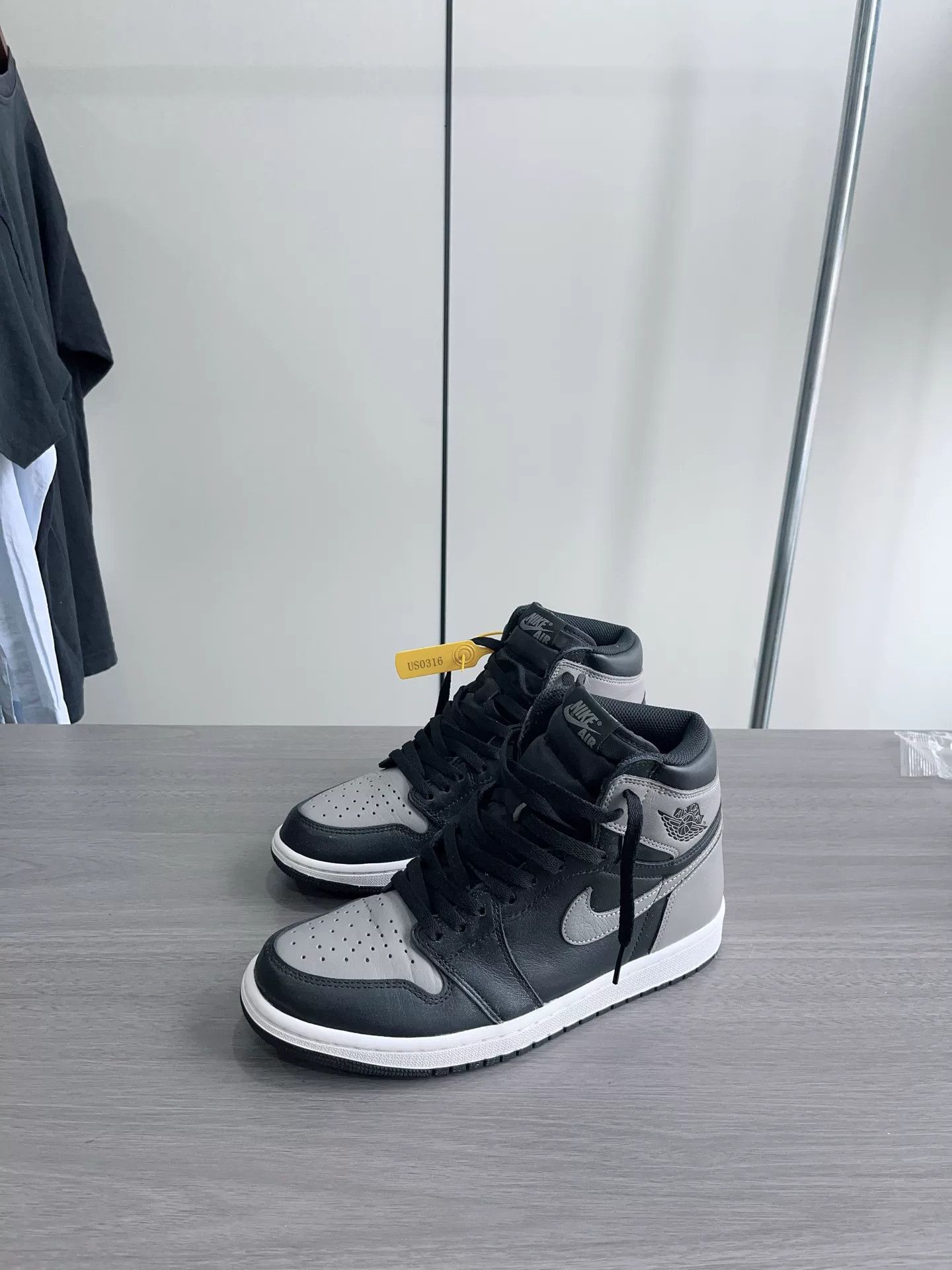 Jordan Brand AJ1 Shadow Gray Size 43 Size US 10 / EU 43 - 2 Thumbnail