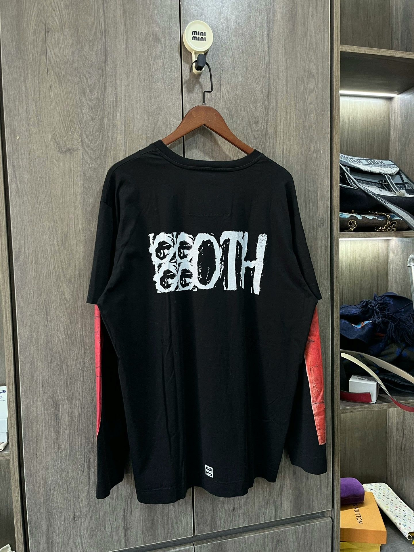 Givenchy Givenchy Chest Logo Fake Two-Piece Longsleeve Size US L / EU 52-54 / 3 - 2 Thumbnail