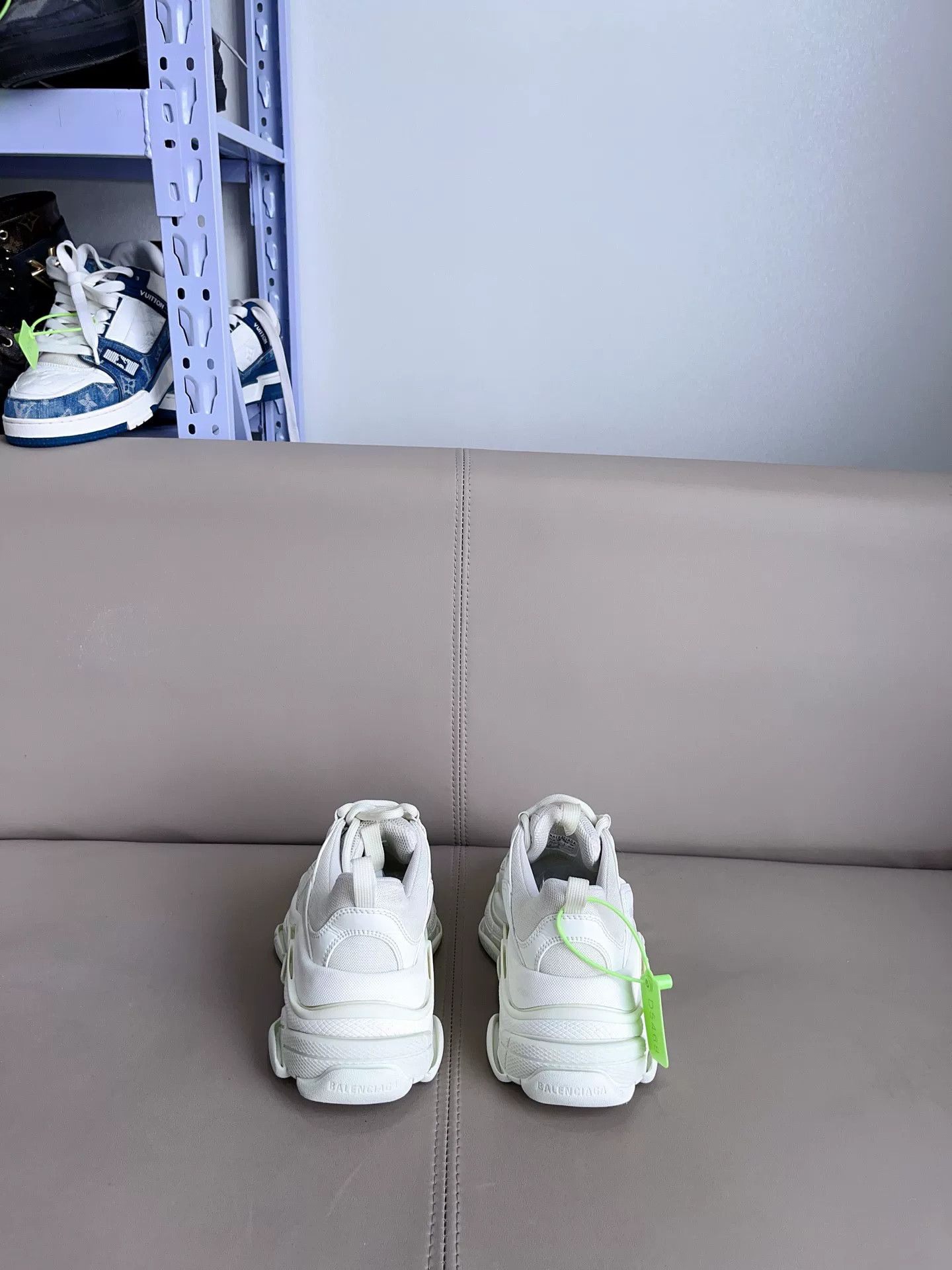 Balenciaga Balenciaga Triple S Sneakers Size US 6 / IT 36 - 3 Thumbnail