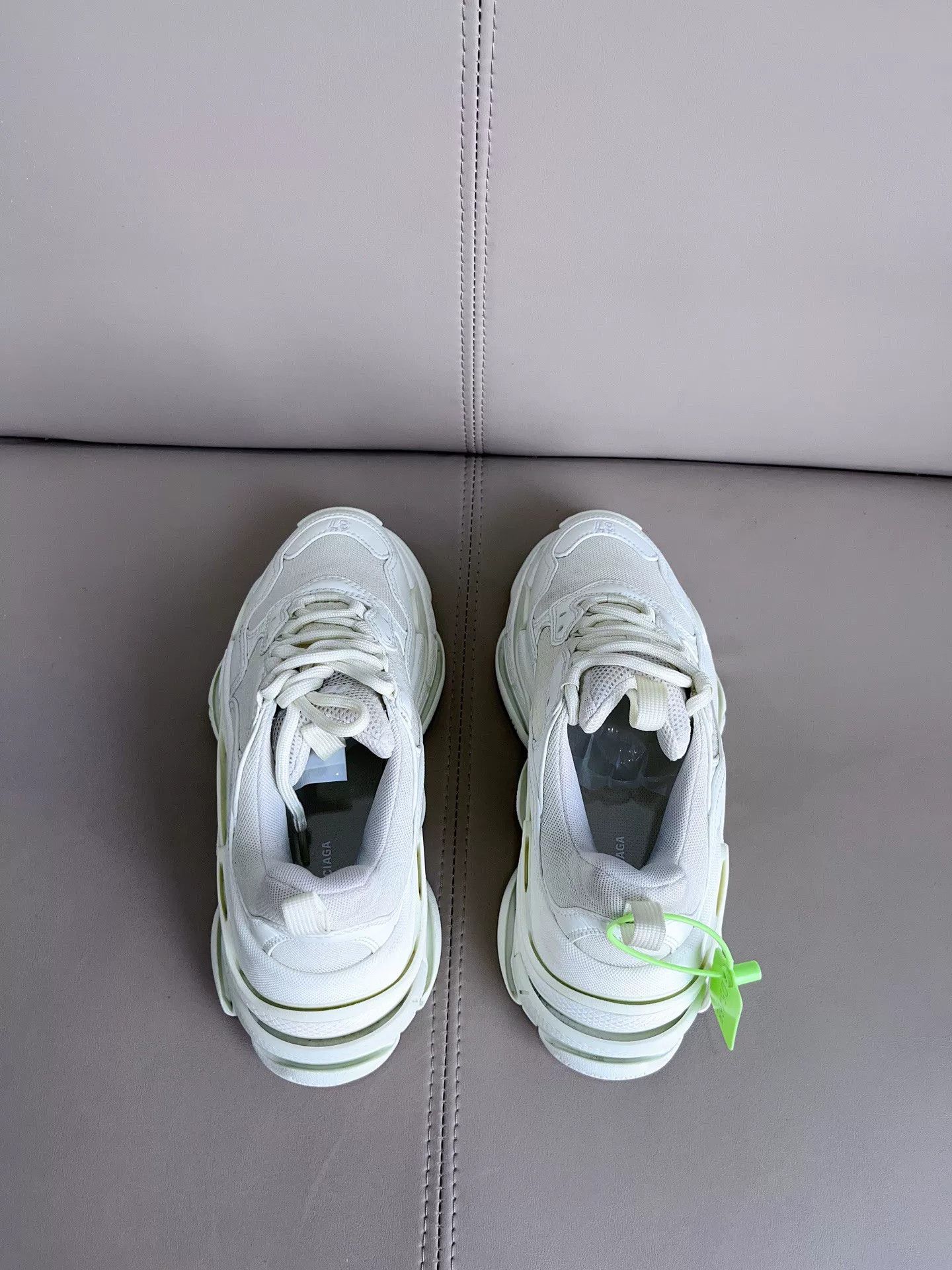 Balenciaga Balenciaga Triple S Sneakers Size US 6 / IT 36 - 5 Thumbnail