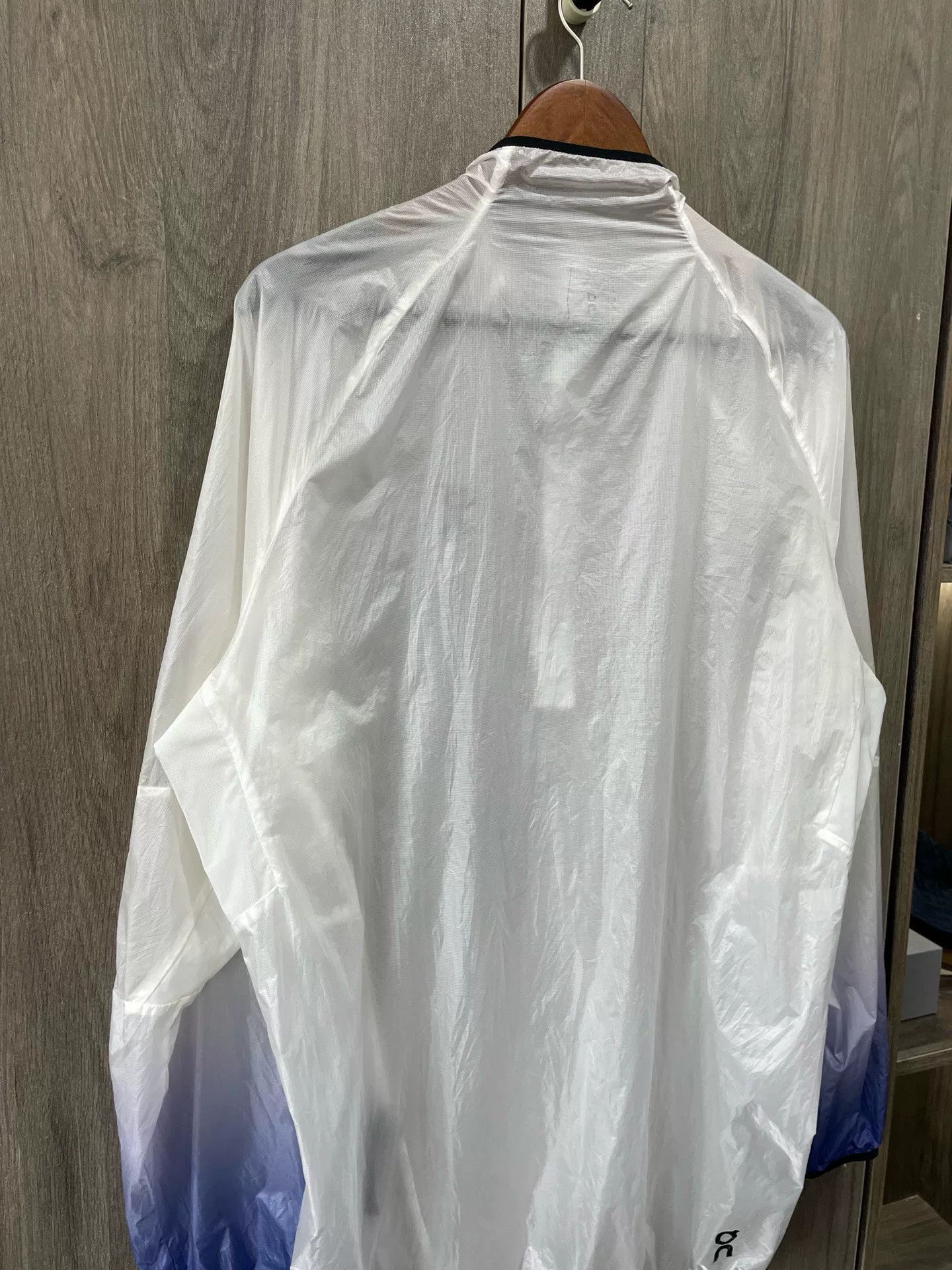 On ON Zero Jacket Running Jacket Size US XL / EU 56 / 4 - 8 Thumbnail