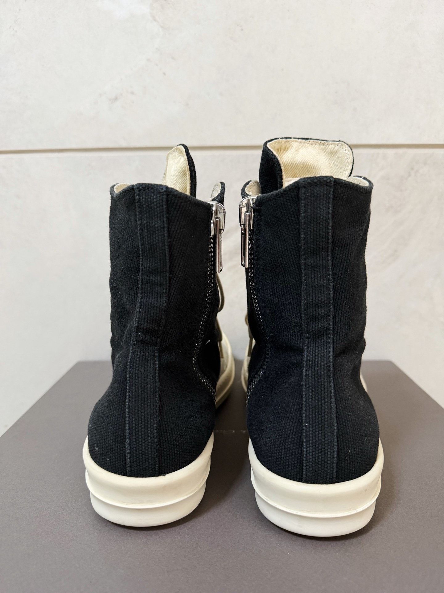 Rick Owens Rick Owens Converse Mummy Bandage White Silk Size US 8 / EU 41 - 6 Thumbnail