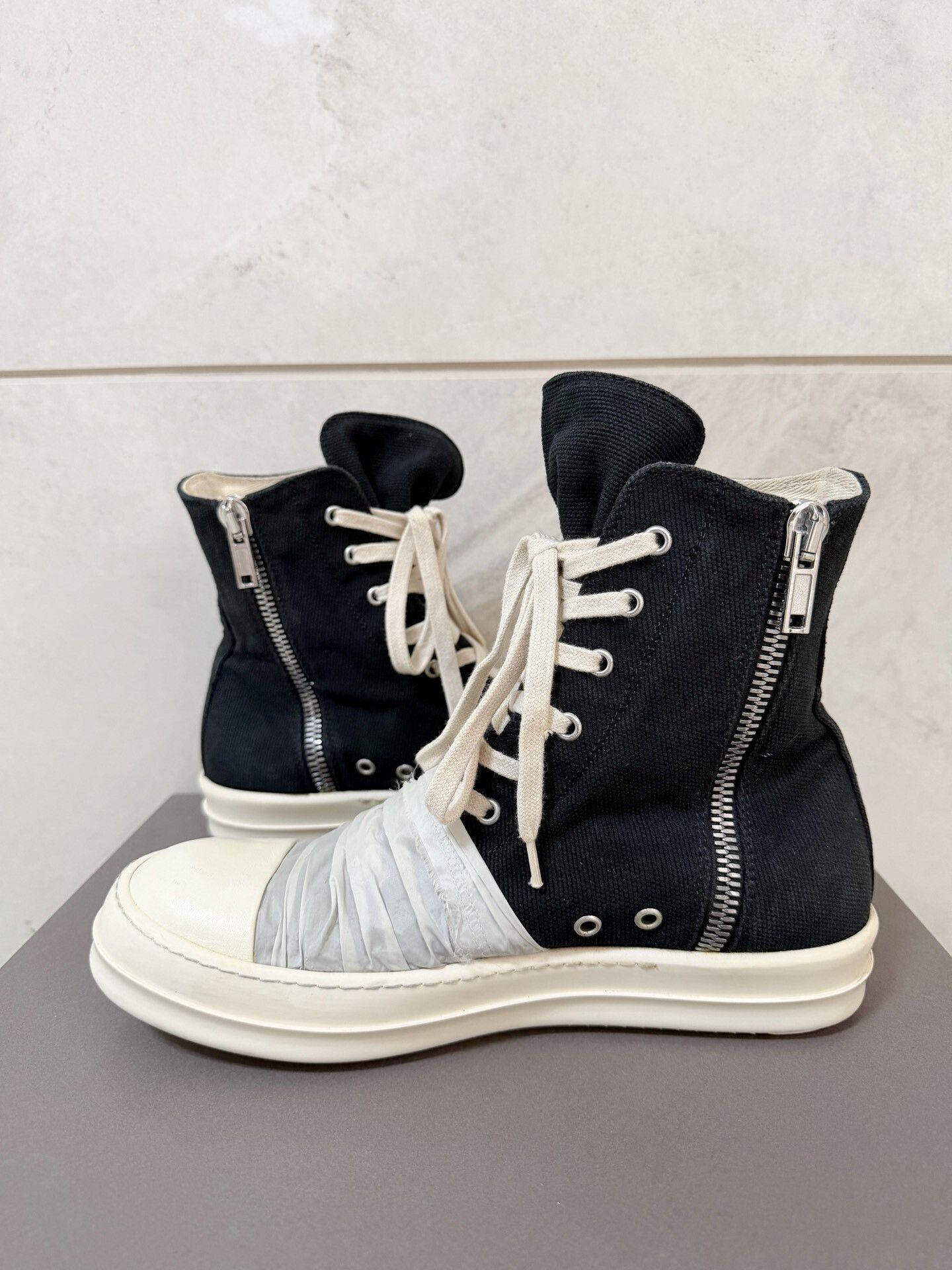 Rick Owens Rick Owens Converse Mummy Bandage White Silk Size US 8 / EU 41 - 5 Thumbnail