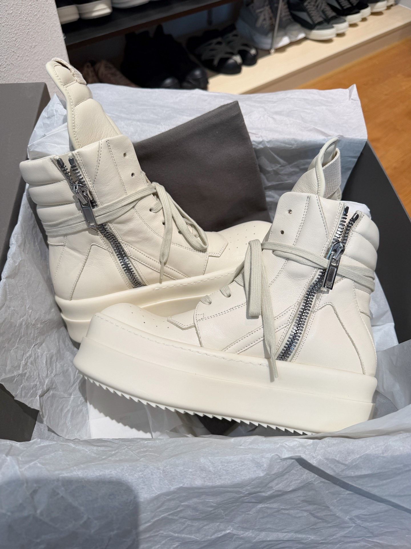 Rick Owens Rick Owens Milk Bumper High-Top Sneakers Size US 6 / IT 36 - 3 Thumbnail
