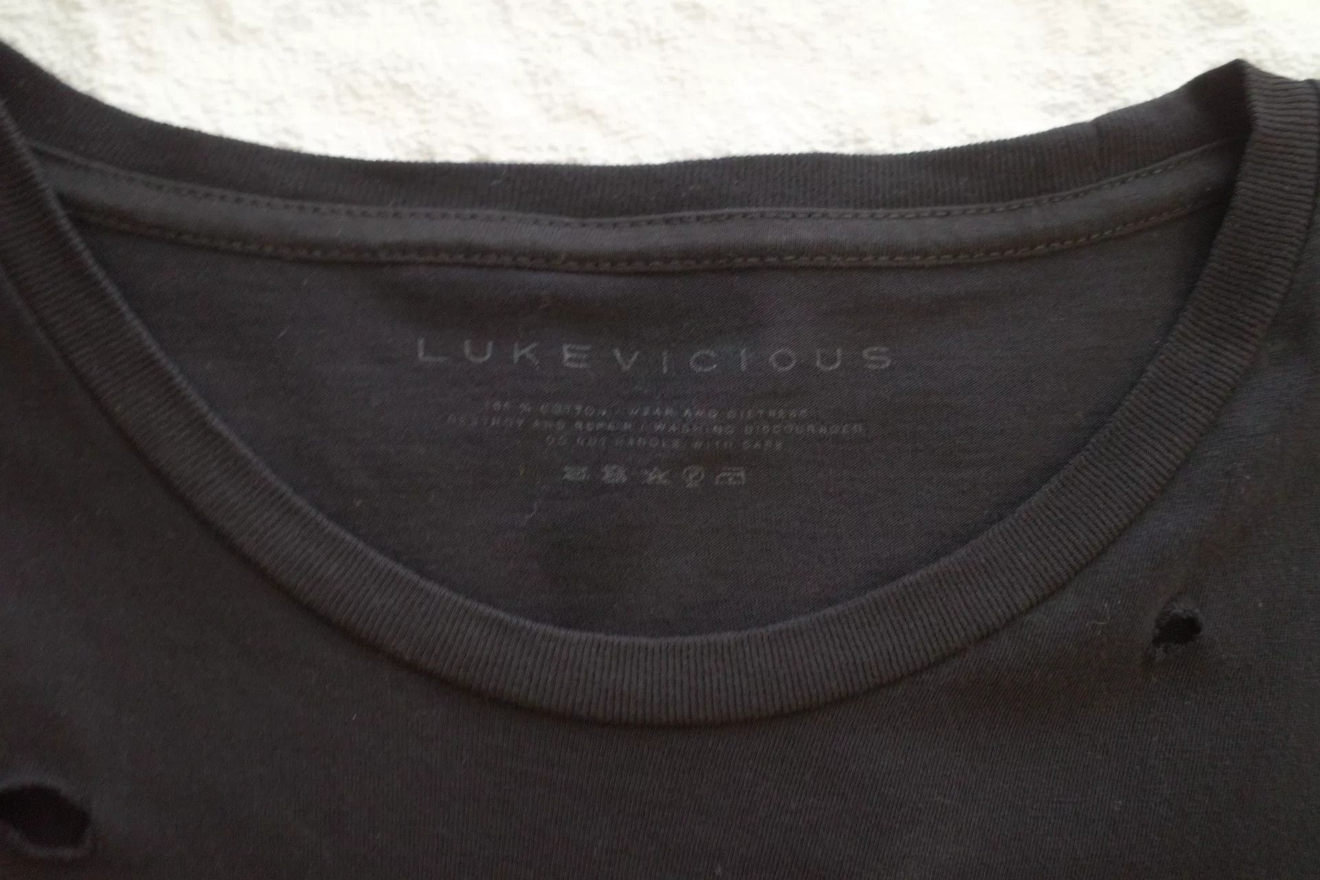 Vintage Luke Simpson Artist Limited Vintage Band Tee Size US S / EU 44-46 / 1 - 5 Thumbnail