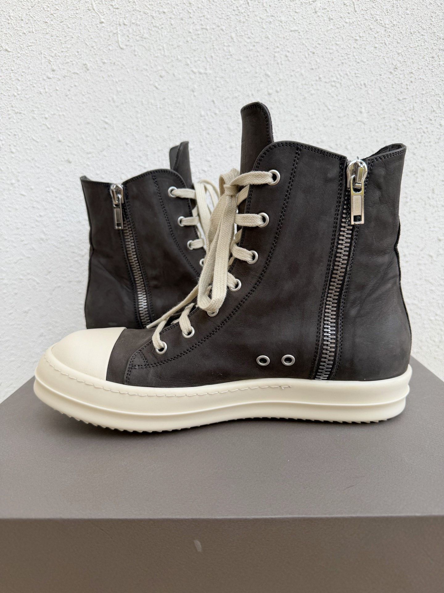 Rick Owens Rick Owens x Converse Gray Suede High-Top Size US 8 / EU 41 - 5 Thumbnail