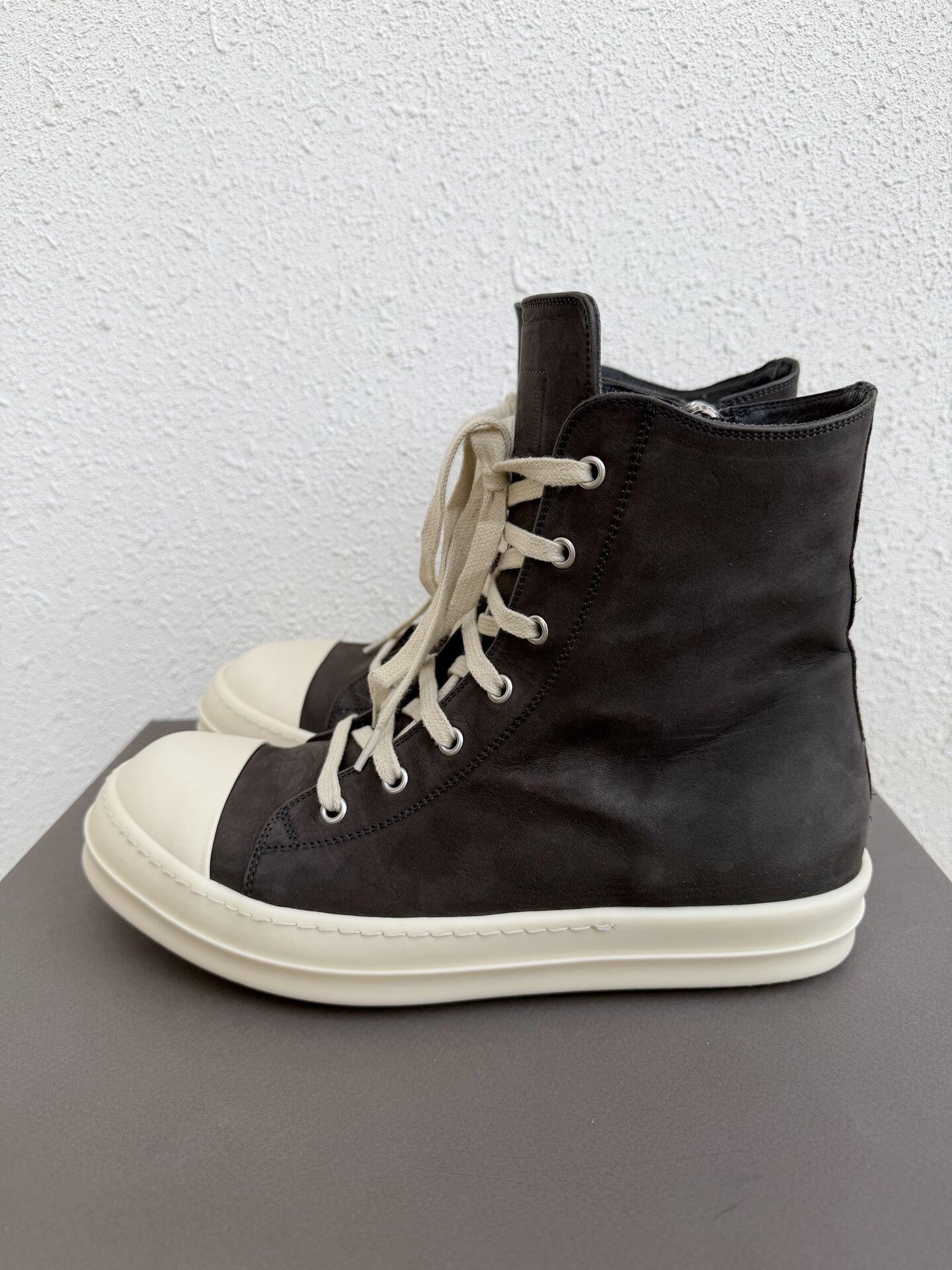 Rick Owens Rick Owens x Converse Gray Suede High-Top Size US 8 / EU 41 - 4 Thumbnail