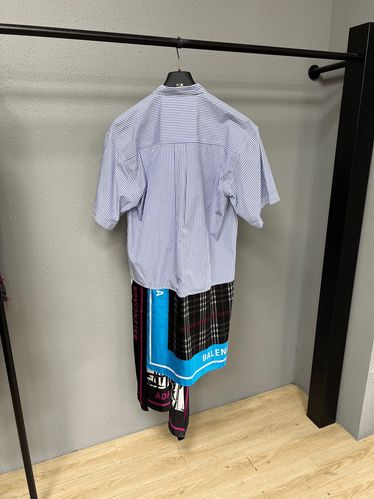 Balenciaga Balenciaga Runway Shirt Size XXS / US 00 / IT 34 - 2 Thumbnail