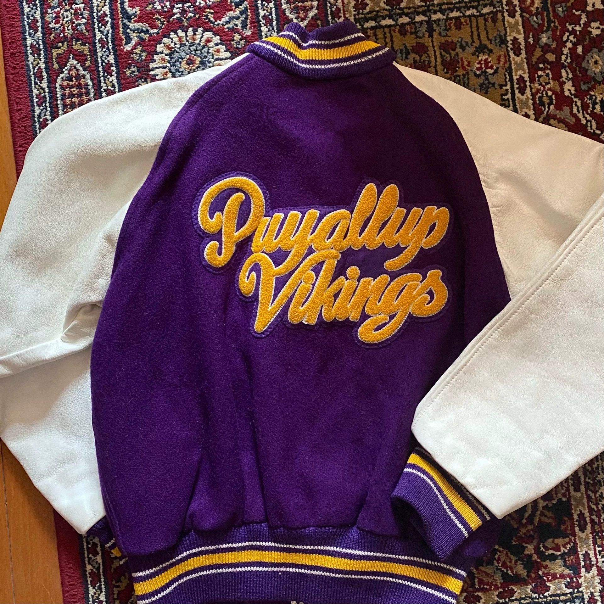 Vintage Vintage Letterman Jacket Size US M / EU 48-50 / 2 - 4 Thumbnail