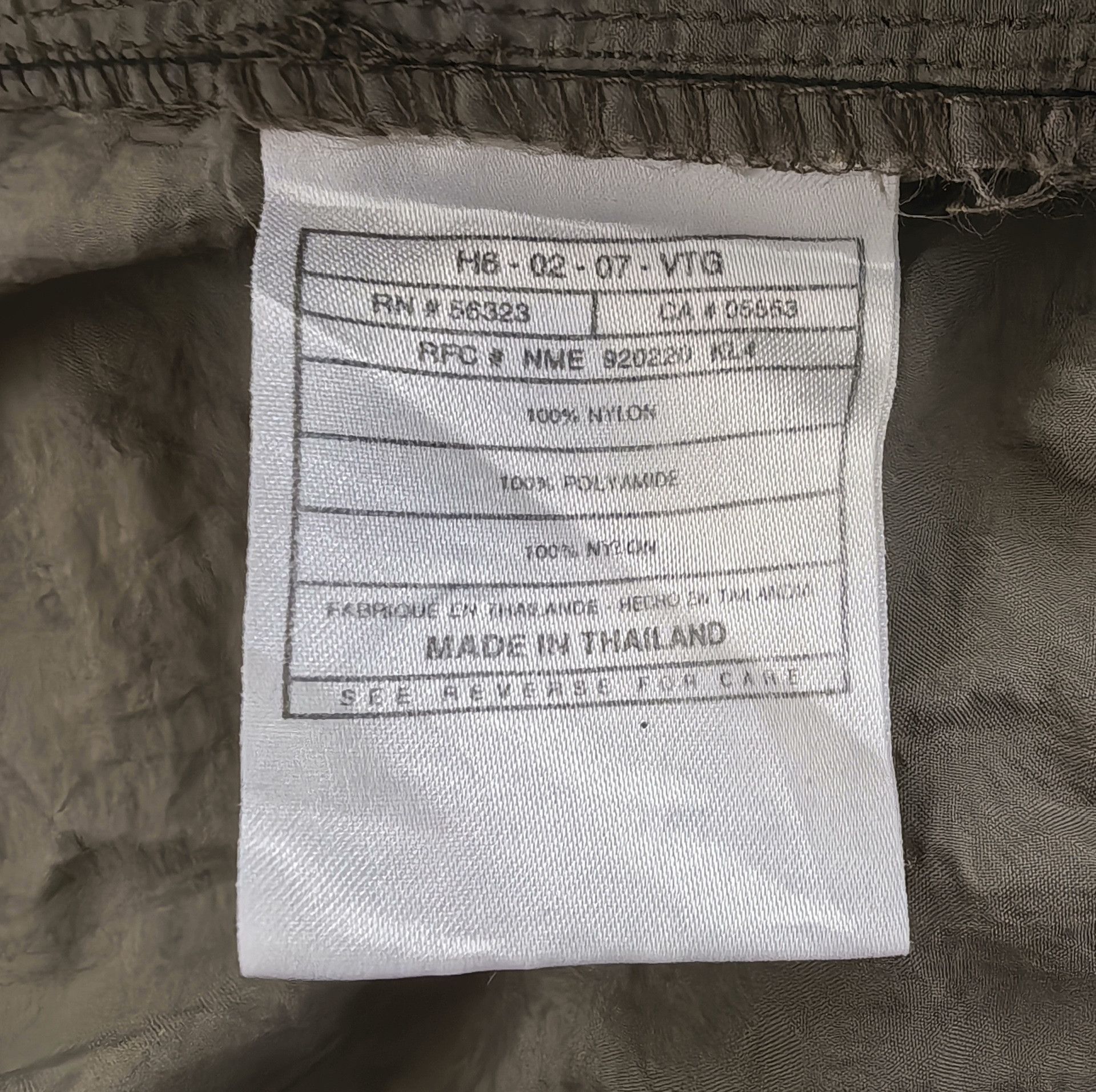 Vintage 90s Vintage Nike Metallic Nylon Jacket Size US L / EU 52-54 / 3 - 7 Thumbnail