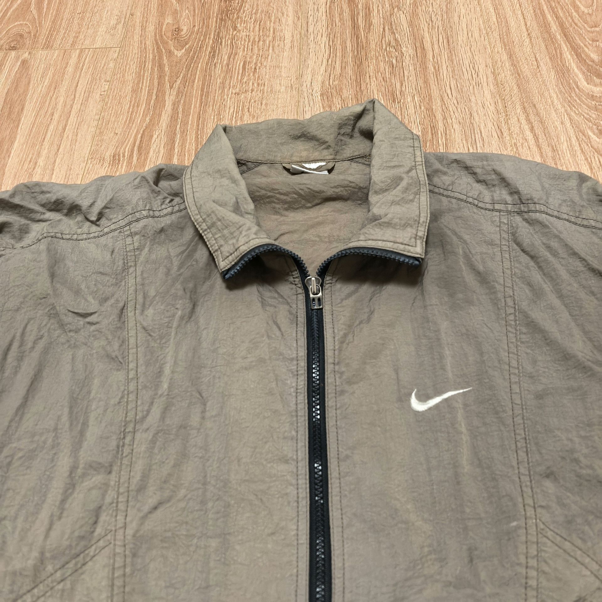 Vintage 90s Vintage Nike Metallic Nylon Jacket Size US L / EU 52-54 / 3 - 4 Thumbnail