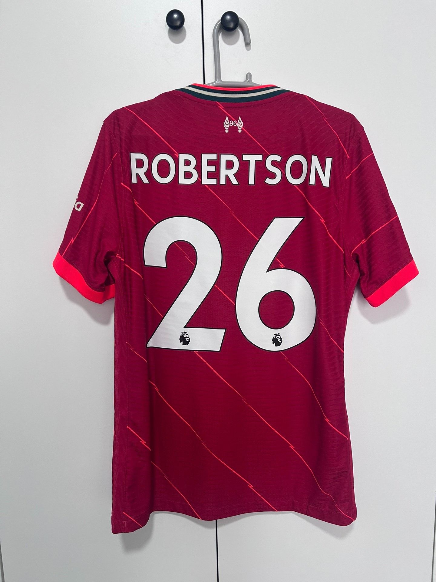Other Liverpool 21/22 Home Player Jersey Size US M / EU 48-50 / 2 - 2 Thumbnail