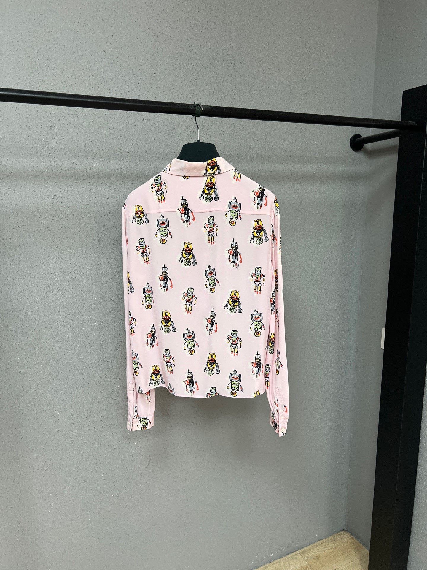 Prada Prada Robot Print Shirt Size US S / EU 44-46 / 1 - 2 Thumbnail