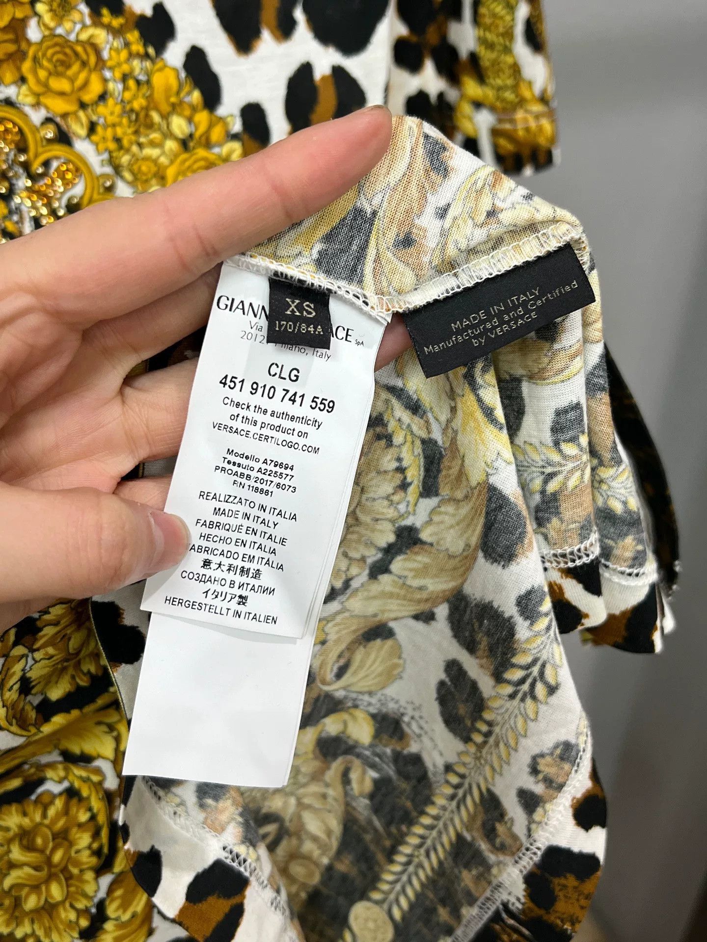 Versace Versace Gold Leopard Print Short-Sleeve Size XS / US 0-2 / IT 36-38 - 5 Thumbnail