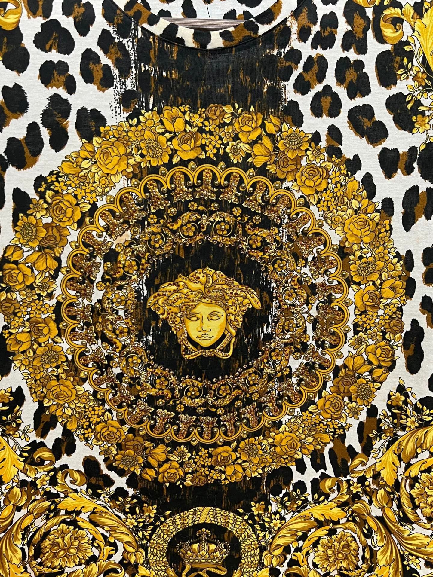 Versace Versace Gold Leopard Print Short-Sleeve Size XS / US 0-2 / IT 36-38 - 3 Thumbnail