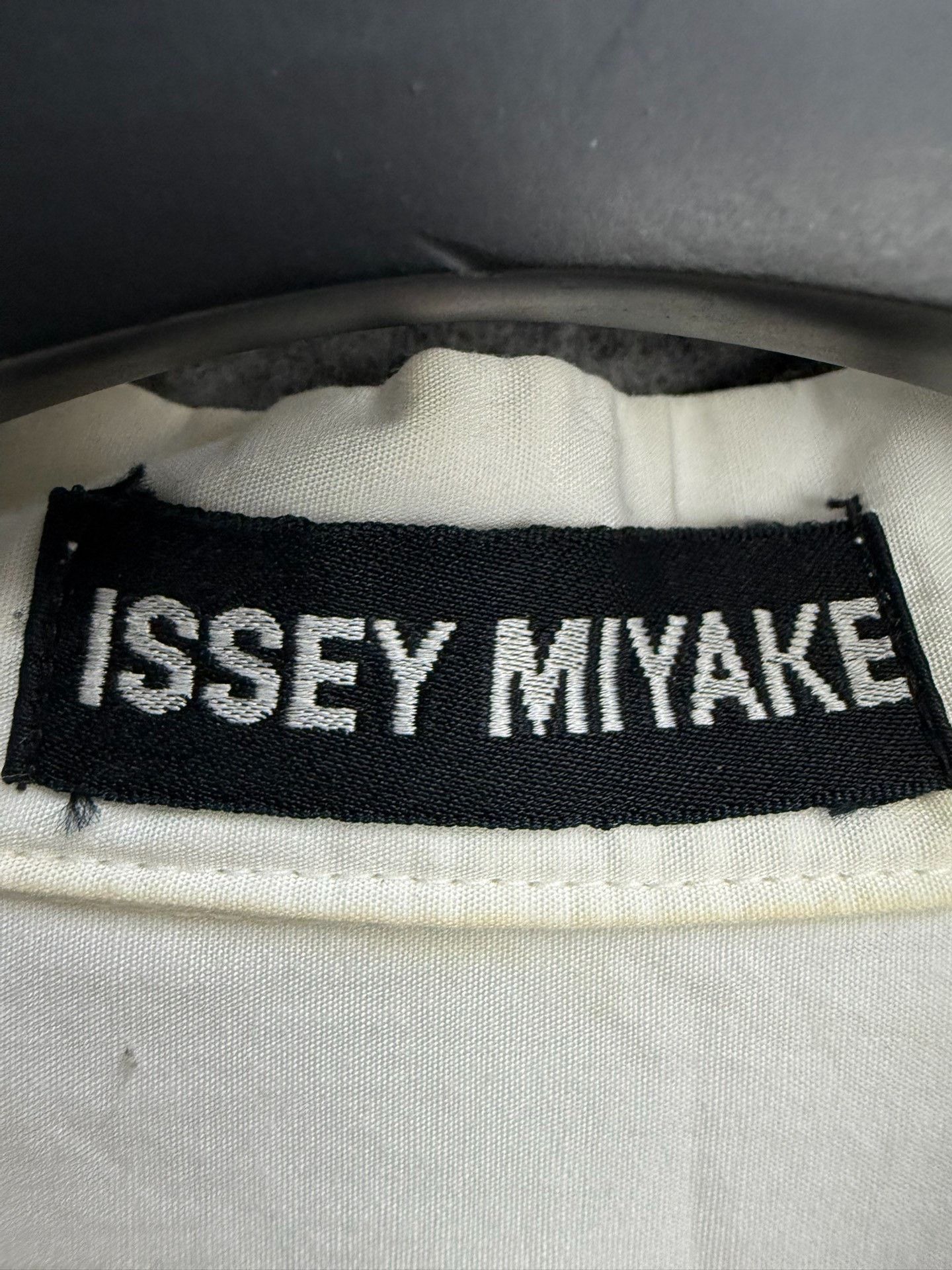 Issey Miyake Issey Miyake Loose Burned Button Shirt Size US M / EU 48-50 / 2 - 4 Thumbnail