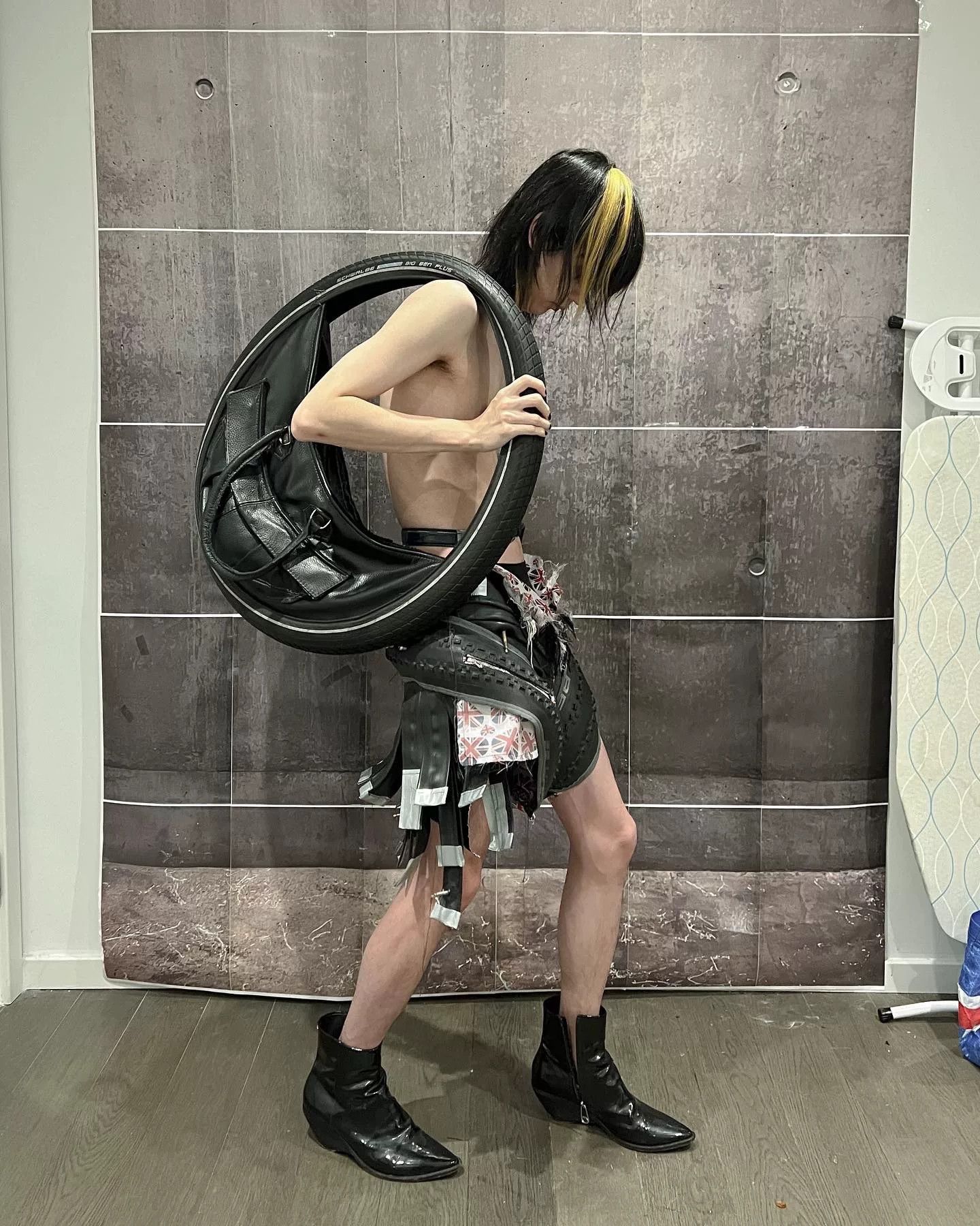 Other Detachable Tire Hand Bag Size ONE SIZE - 4 Thumbnail