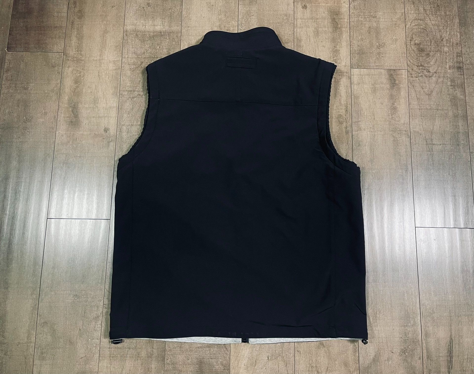 JieDa Reversible Vest Jacket Size US M / EU 48-50 / 2 - 4 Thumbnail