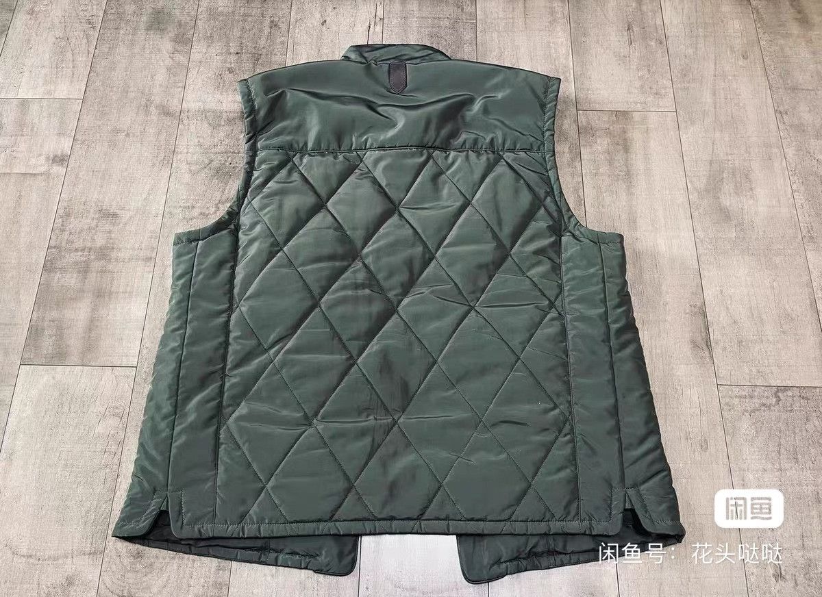 Canali Canali Latest Tech Fabric Vest Size US M / EU 48-50 / 2 - 8 Thumbnail