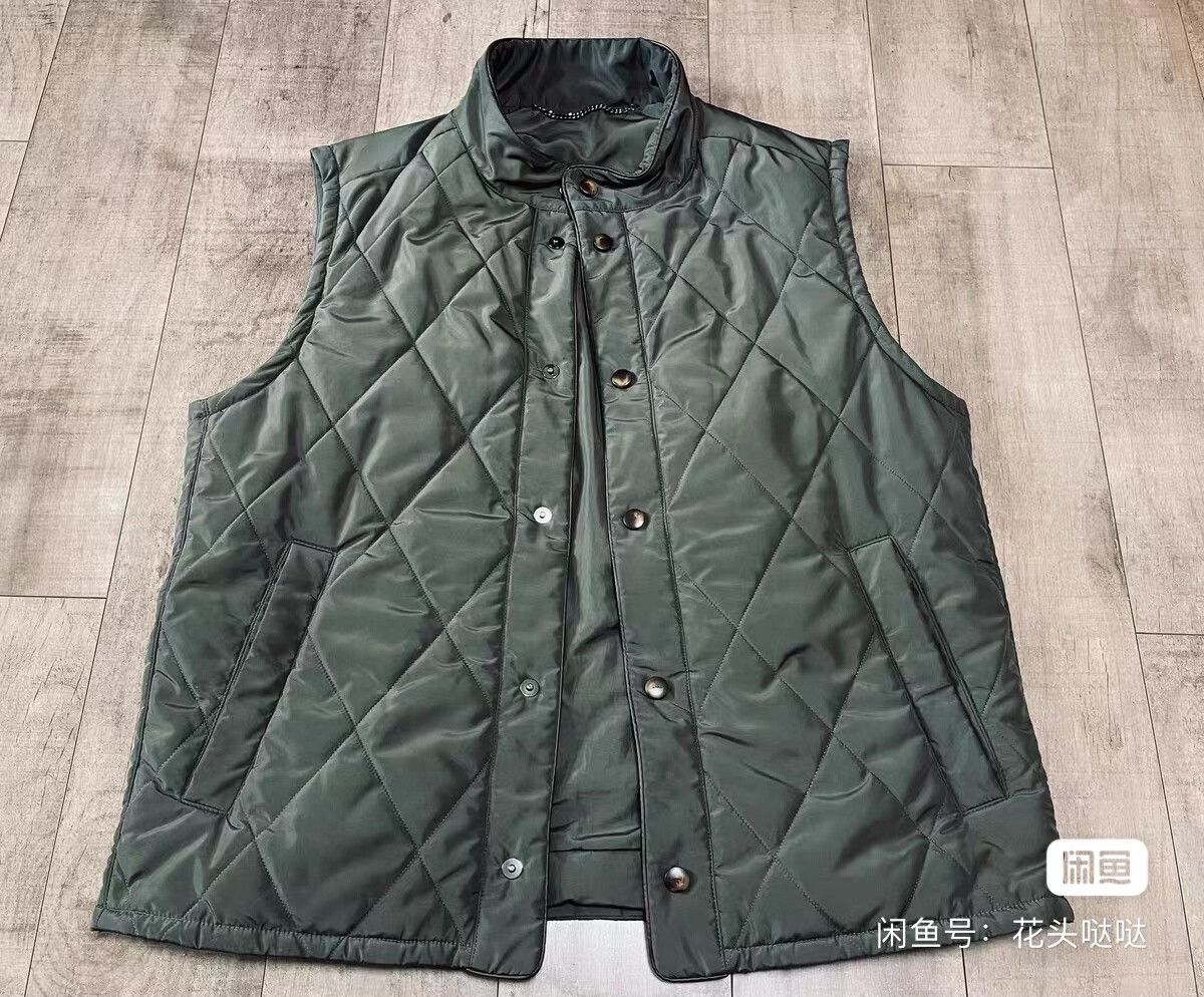 Canali Canali Latest Tech Fabric Vest Size US M / EU 48-50 / 2 - 4 Thumbnail