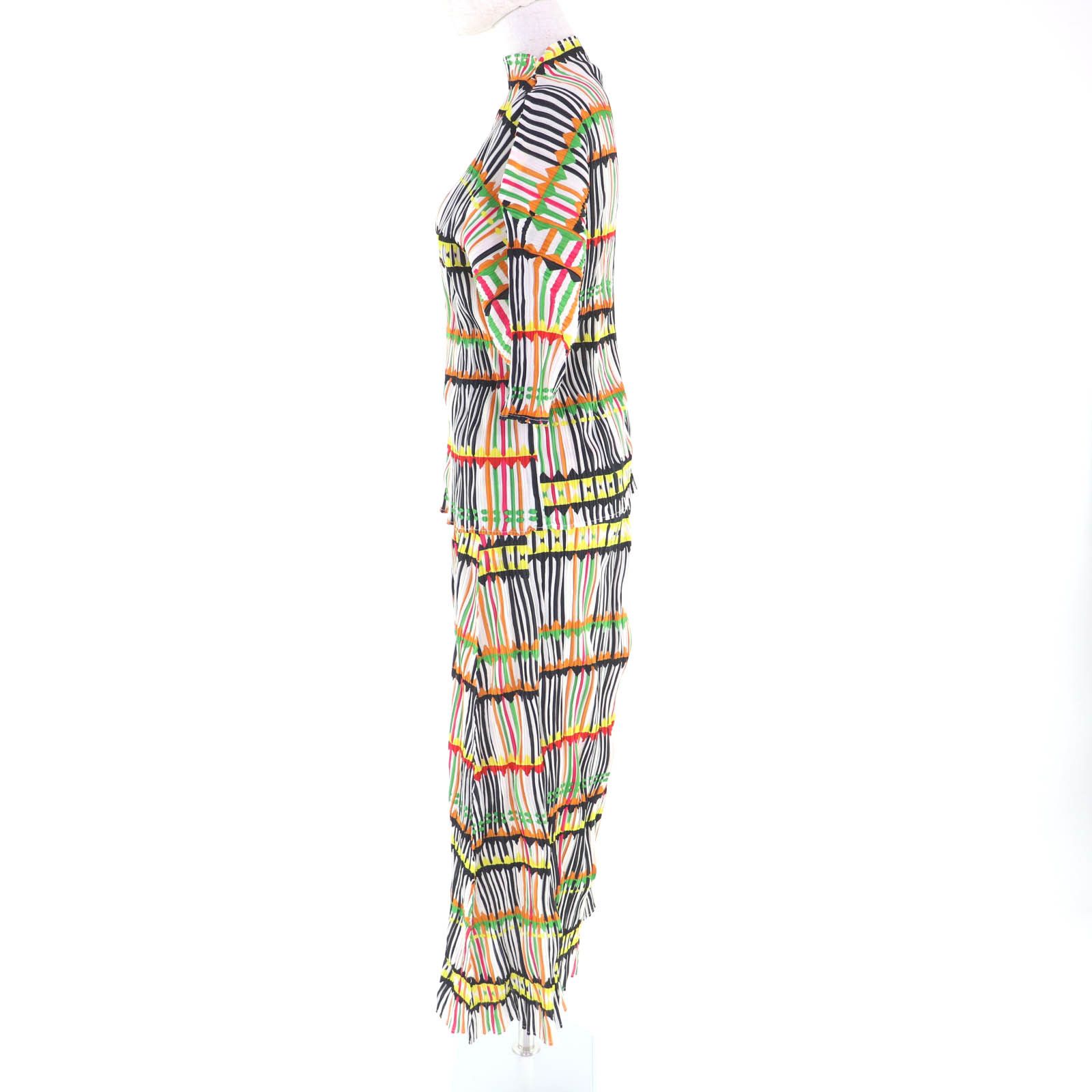Issey Miyake Issey Miyake PLEATS PLEASE Polyester Set Textile Suits PP22-JK792/PP22-JG795 DUTY FREE for USA Size ONE SIZE - 2 Thumbnail